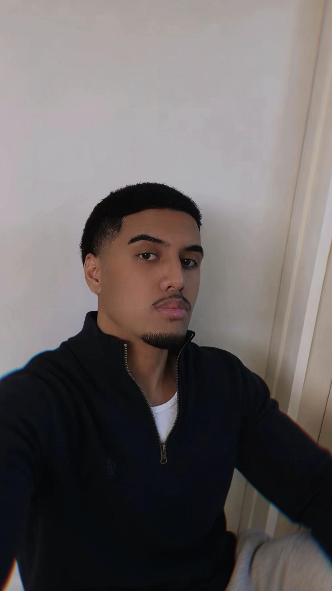 @𝐑𝐘𝐀𝐍