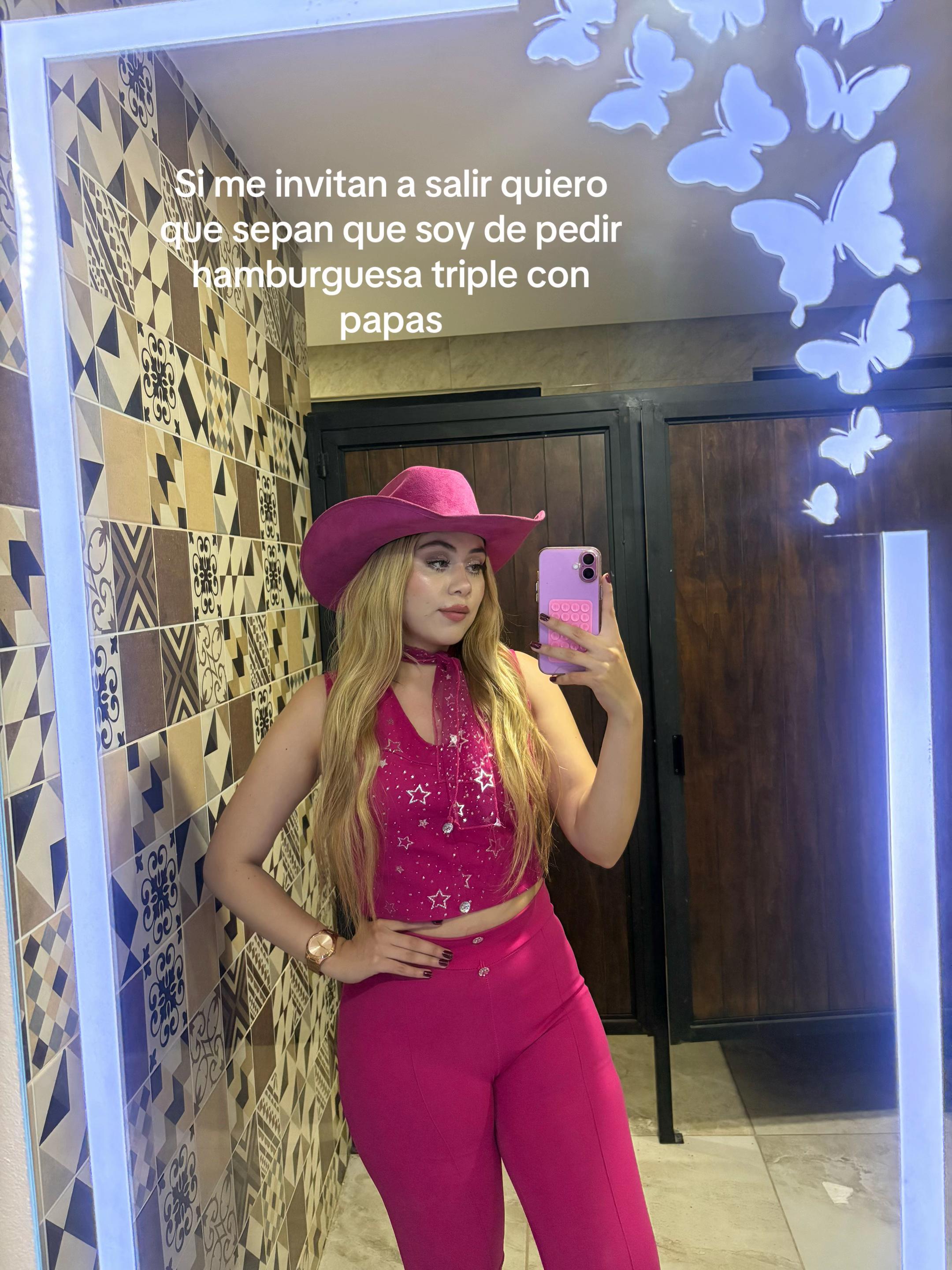 @Andrea D&iacute;az