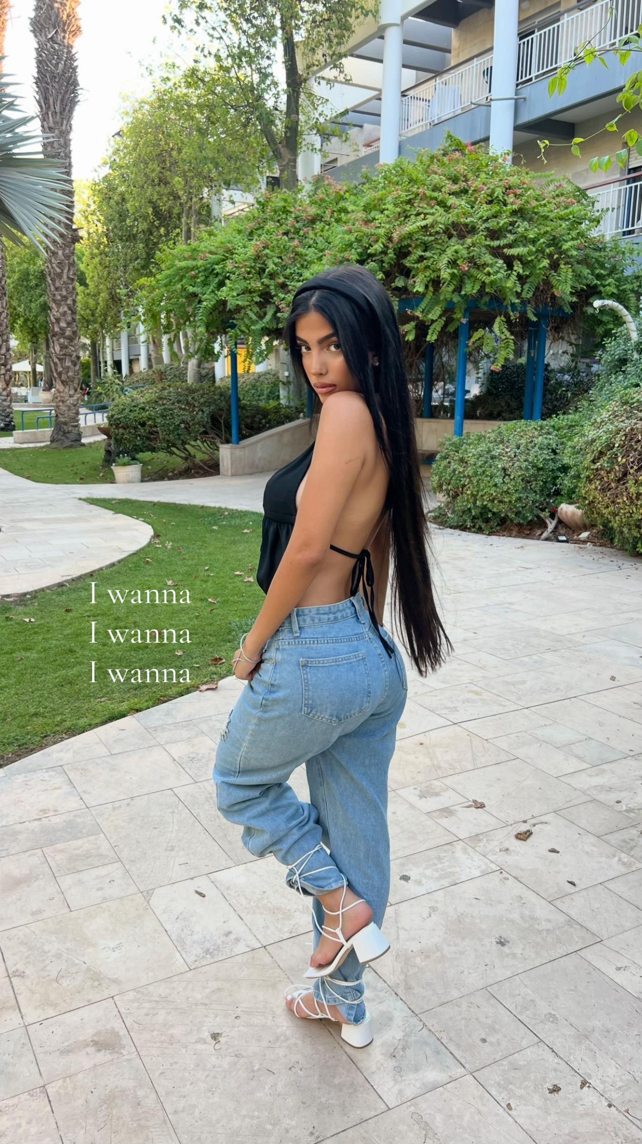 @ELIYA🦋
