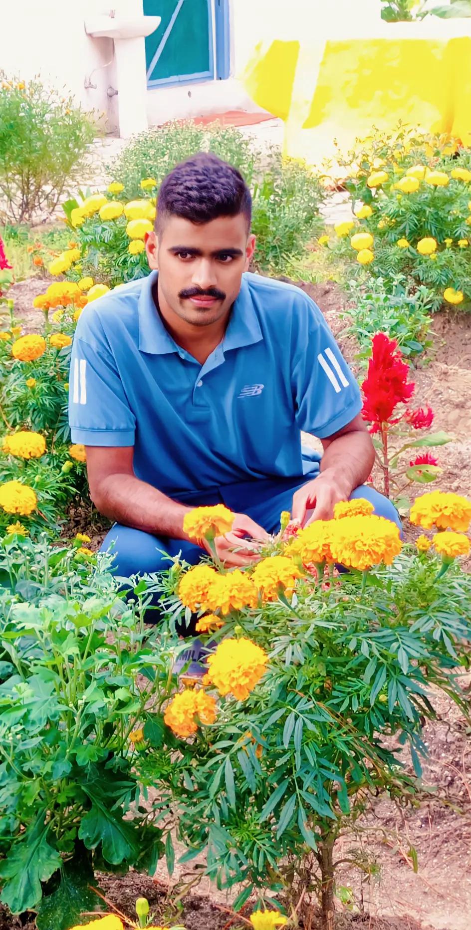 @@Õmkar Bhatta (ॐकार)