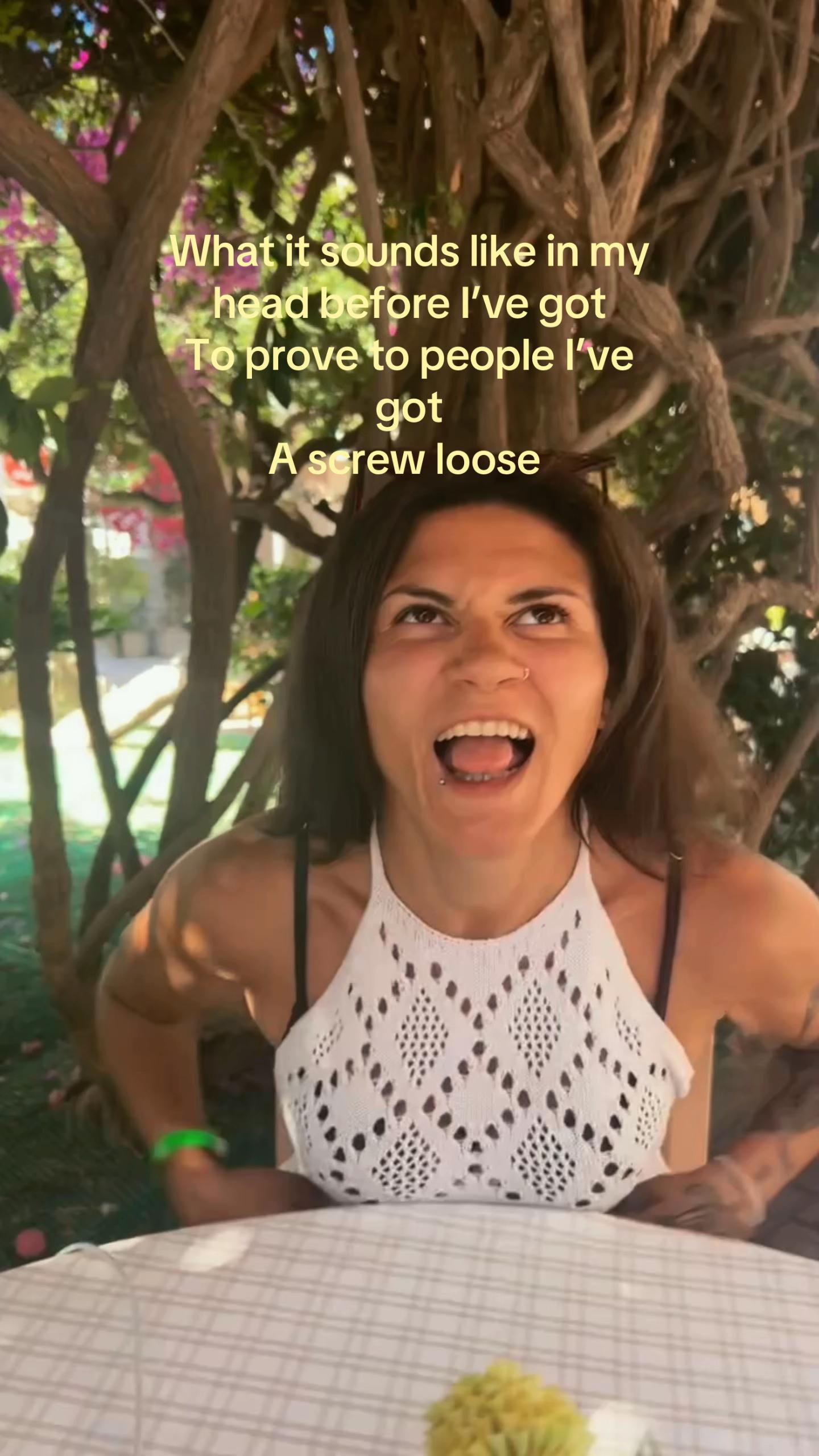 @Holliexoxo