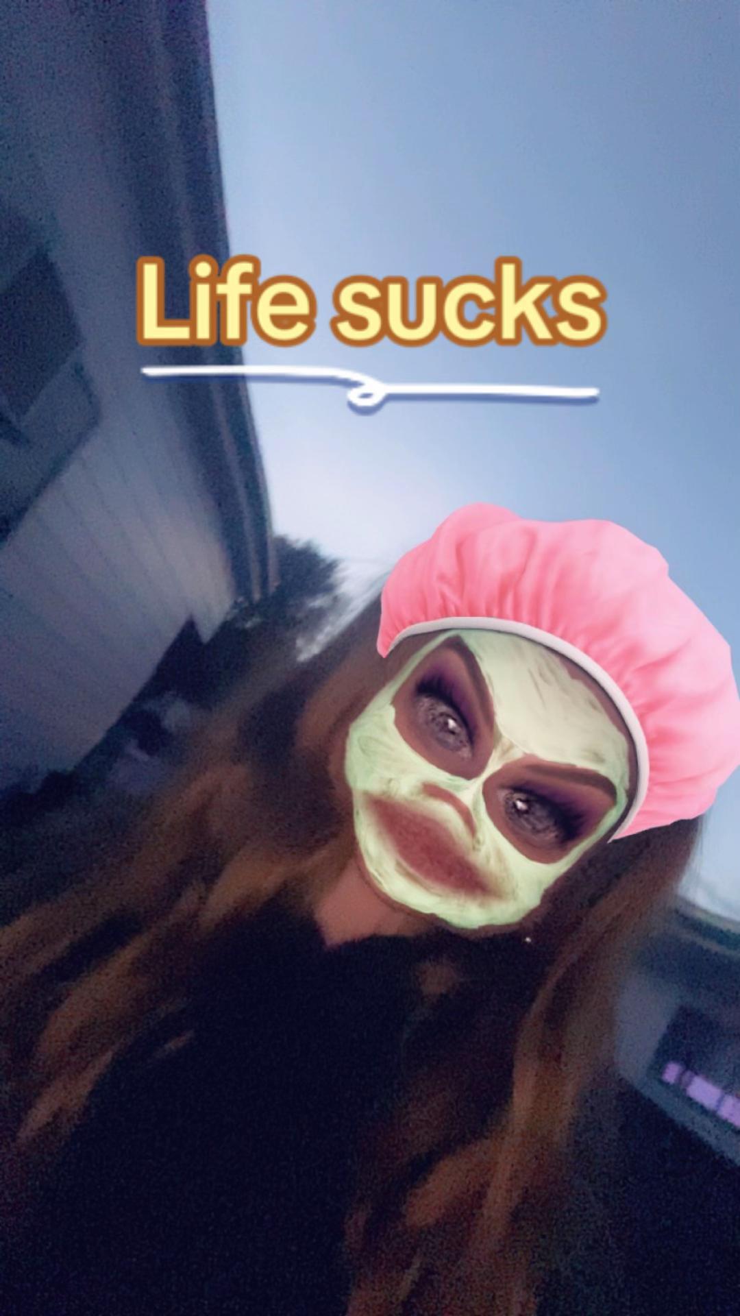 @𝒯𝒾𝒶𝒶🥂