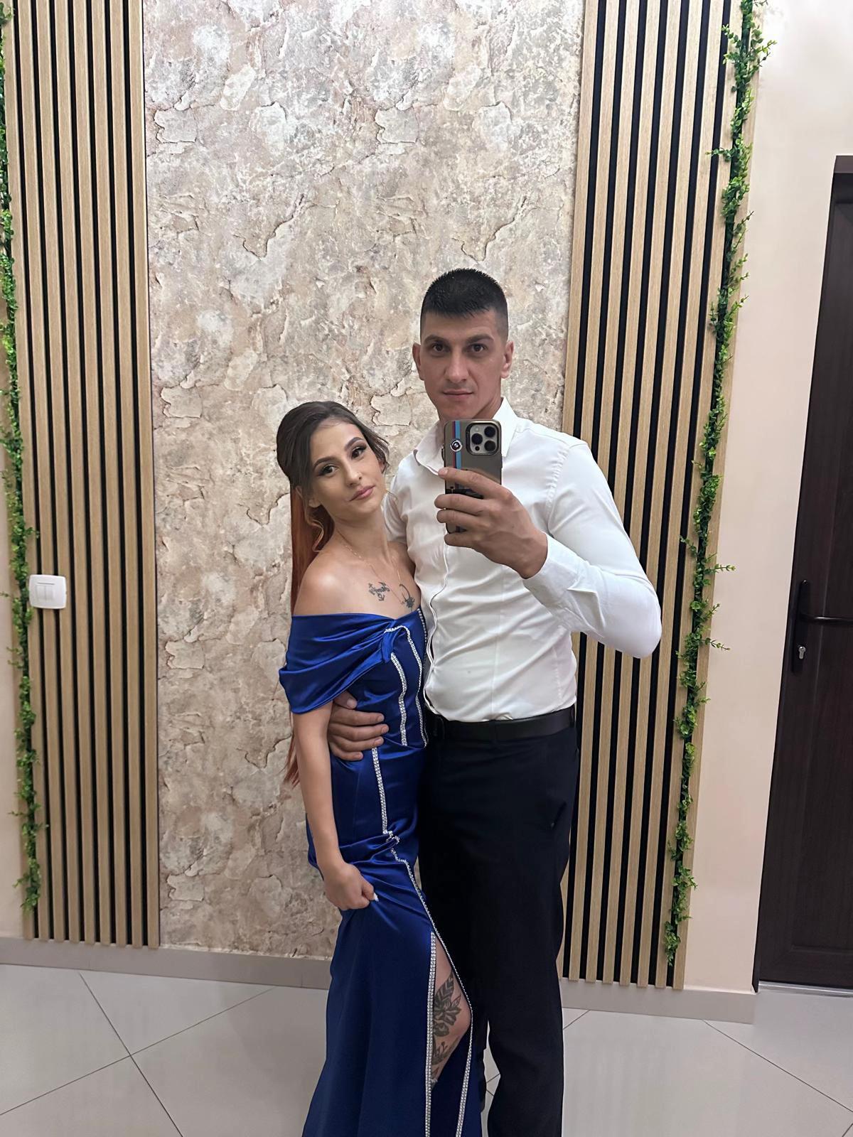 @AnaMaria18
