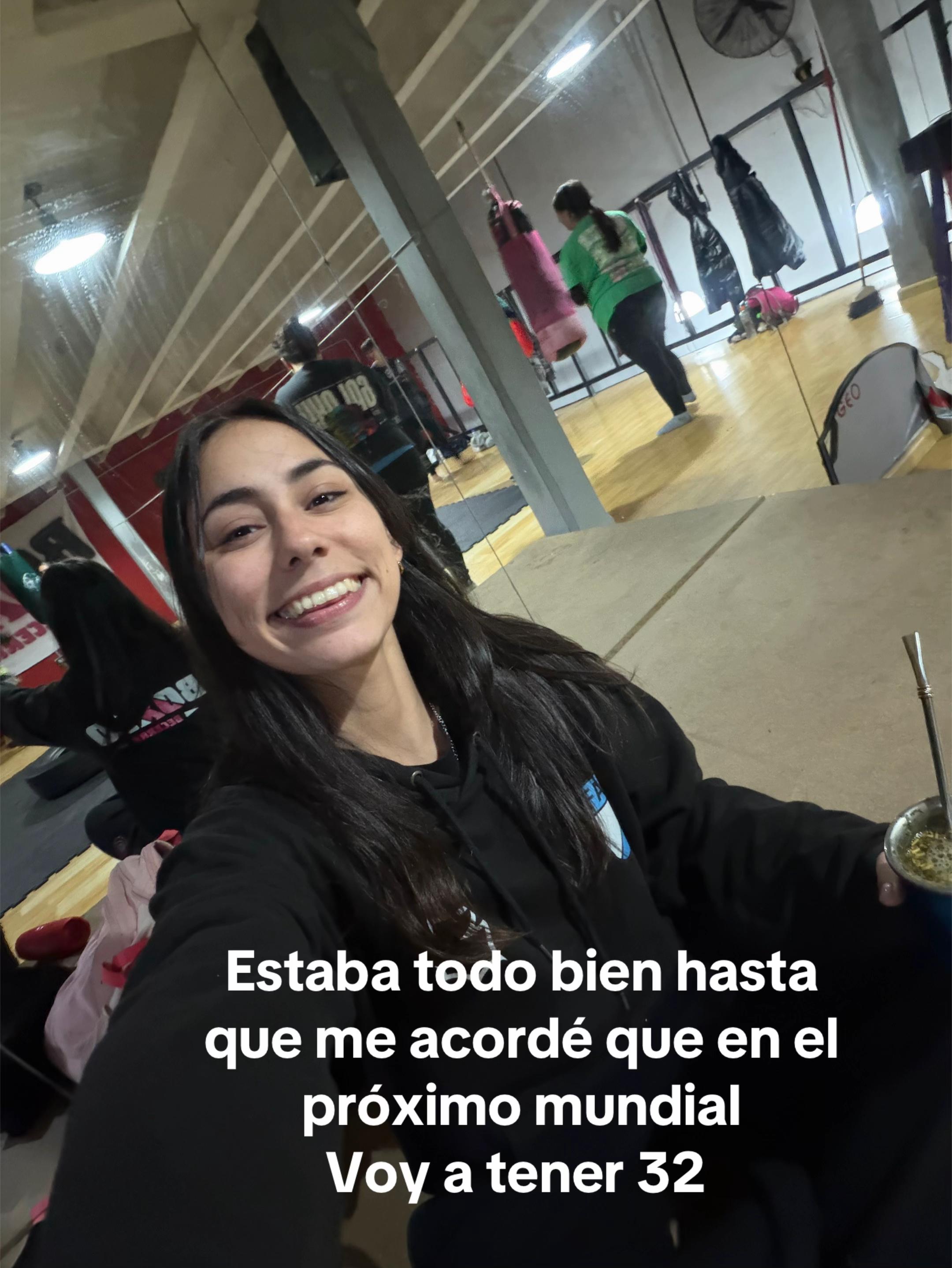 @Roro • Te sigue