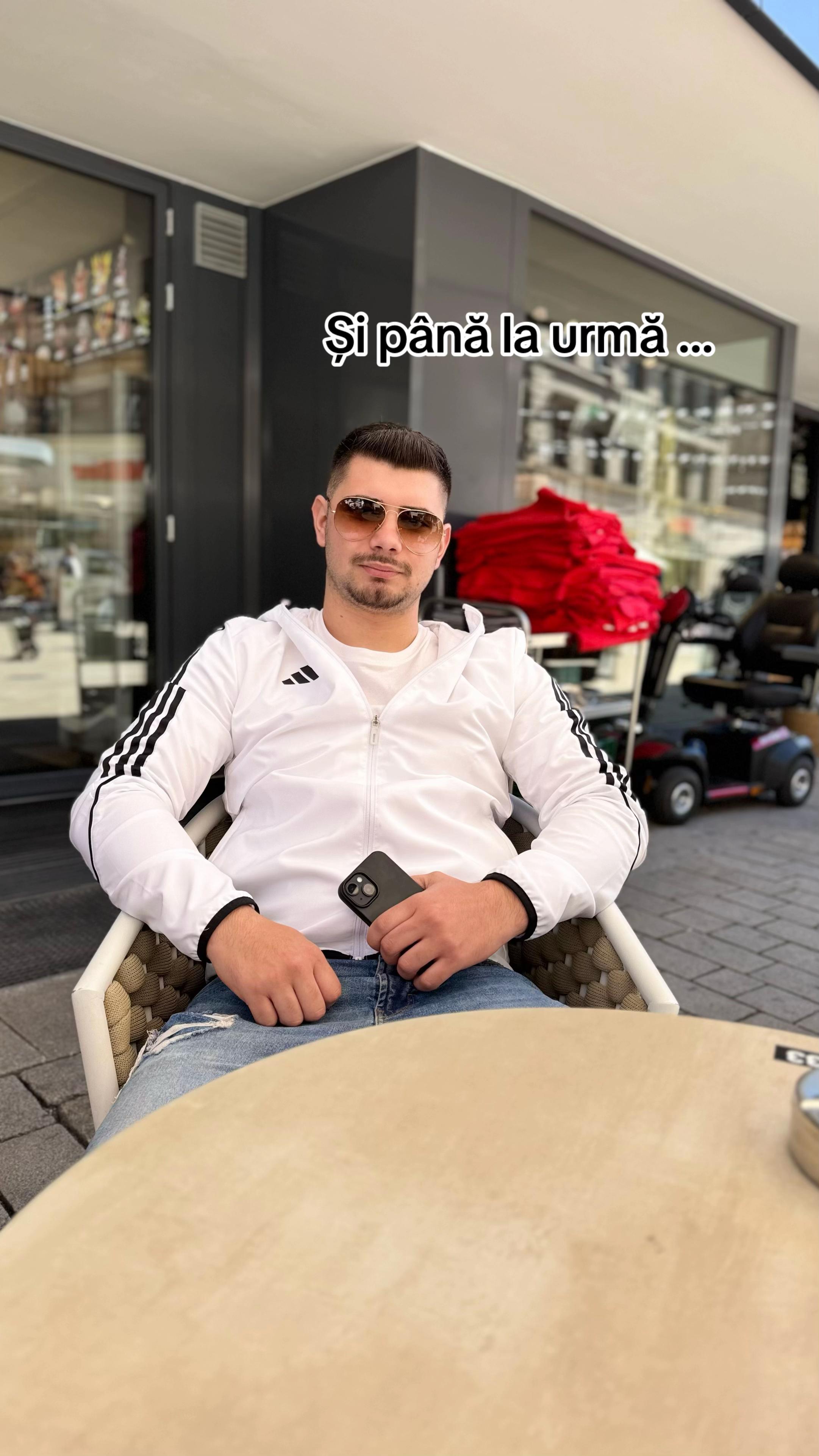 @Robert_Gabriel_Olteanu