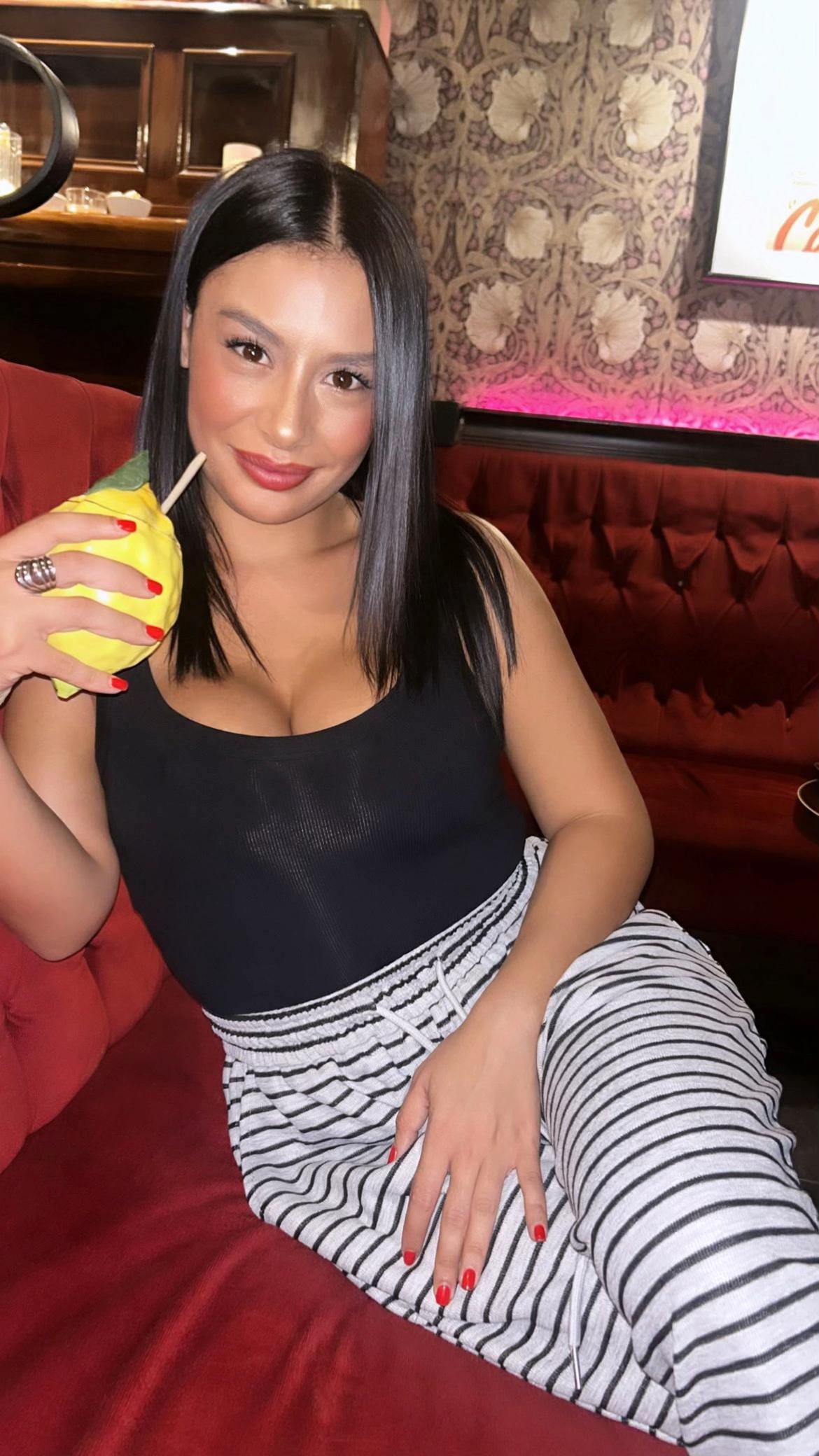 @MM__