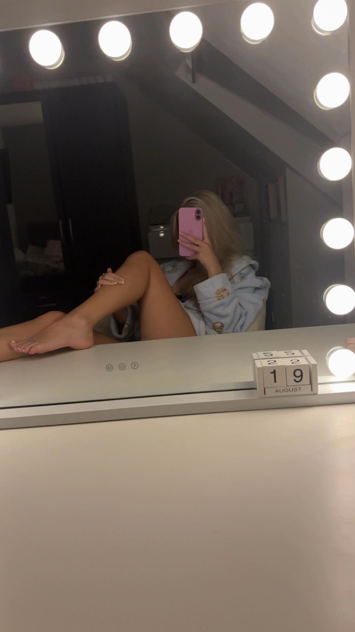 @maisie