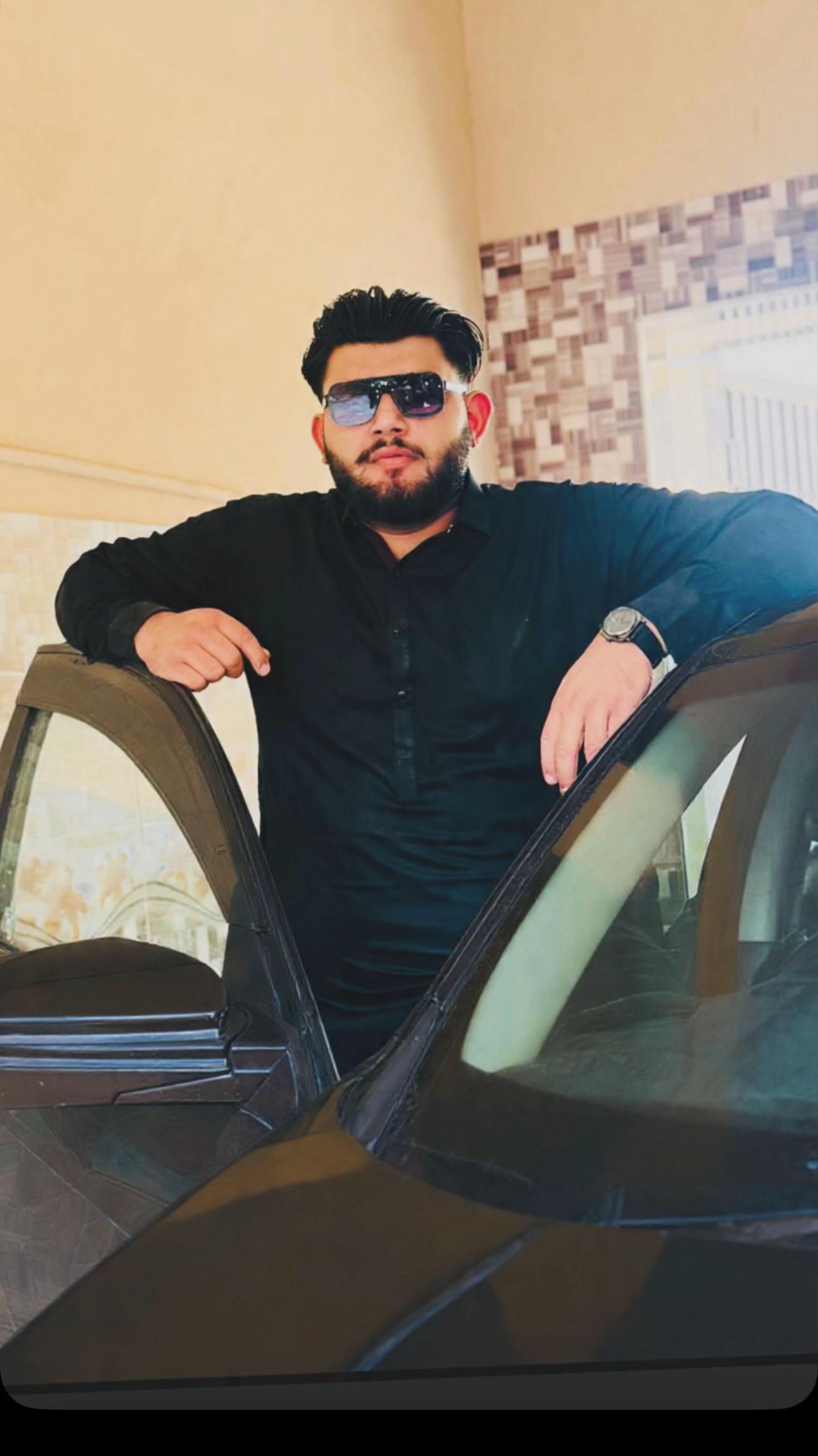 @ایمان وڑاہچ