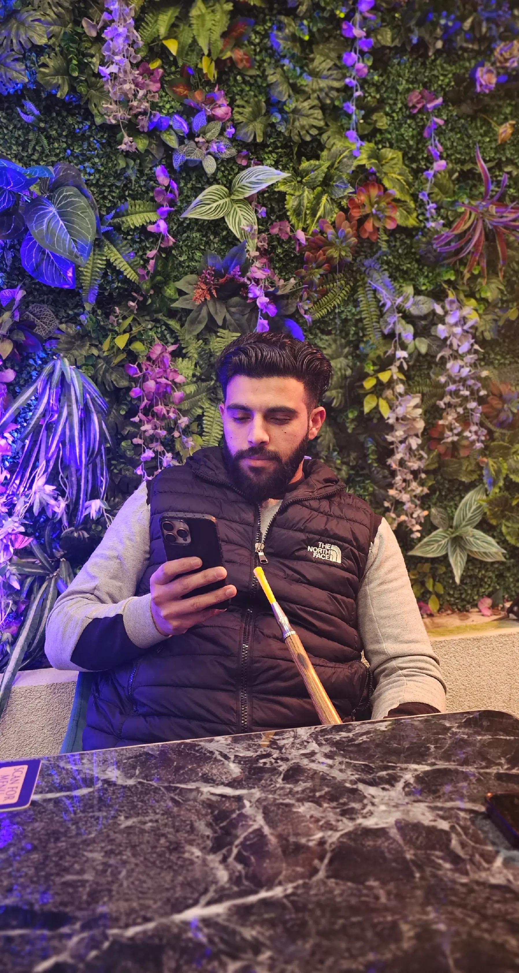 @MALIK_🇵🇰 👉 🇬🇧