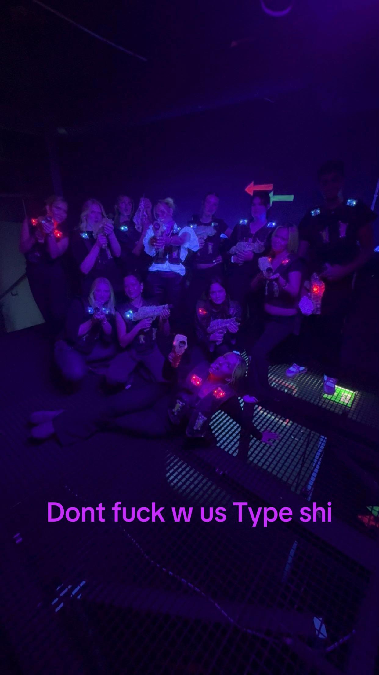 @V A N E S S A