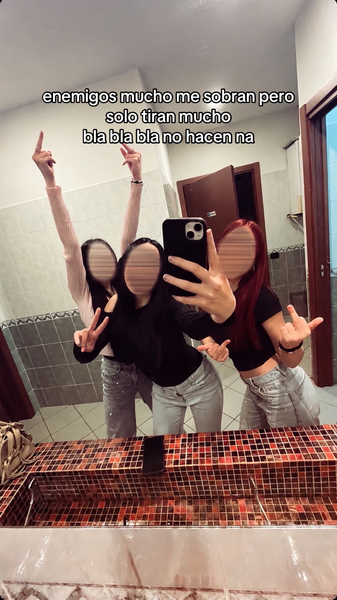 @gloo.333_