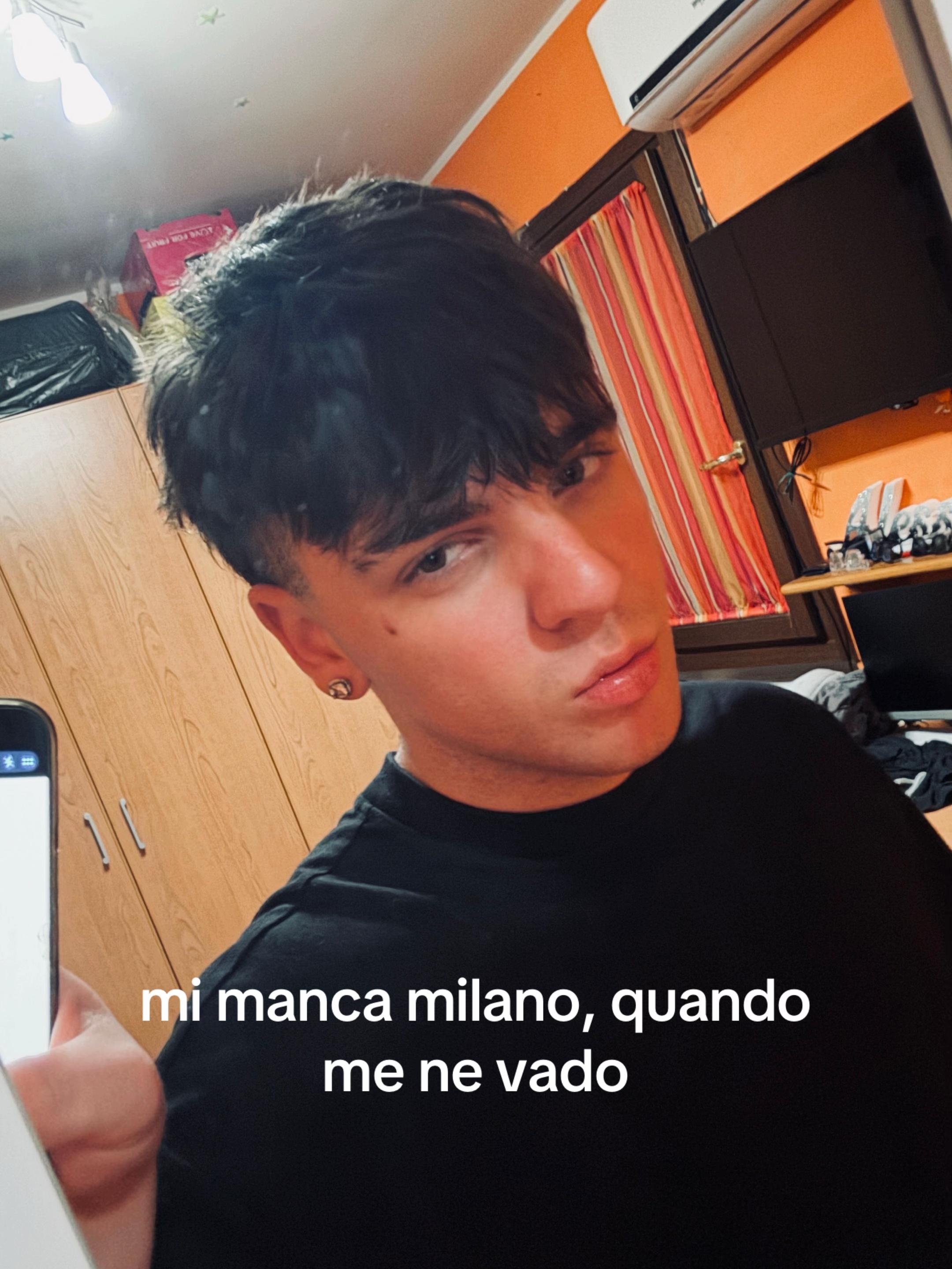 @🕷️