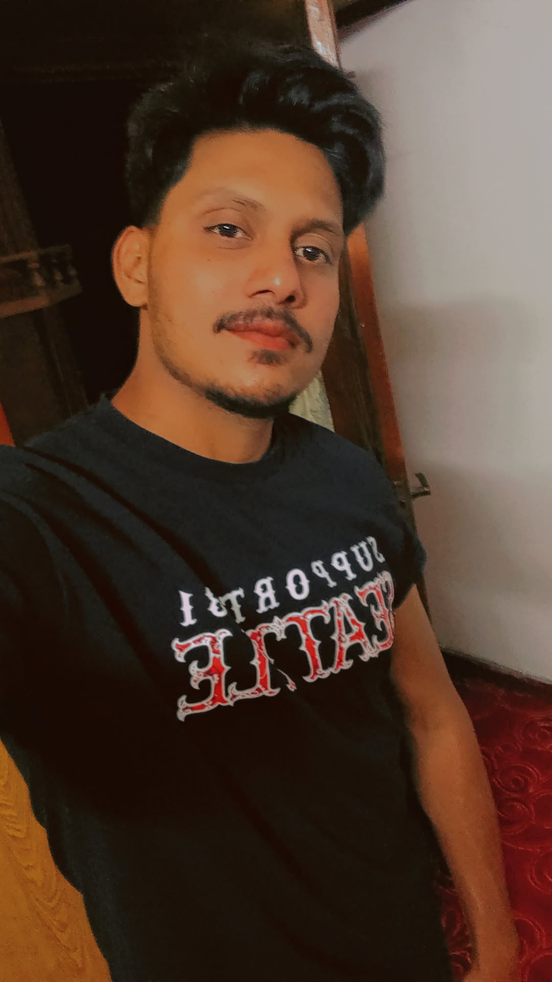 @🍁ÂLîqureshi14🏴⚔️🎸
