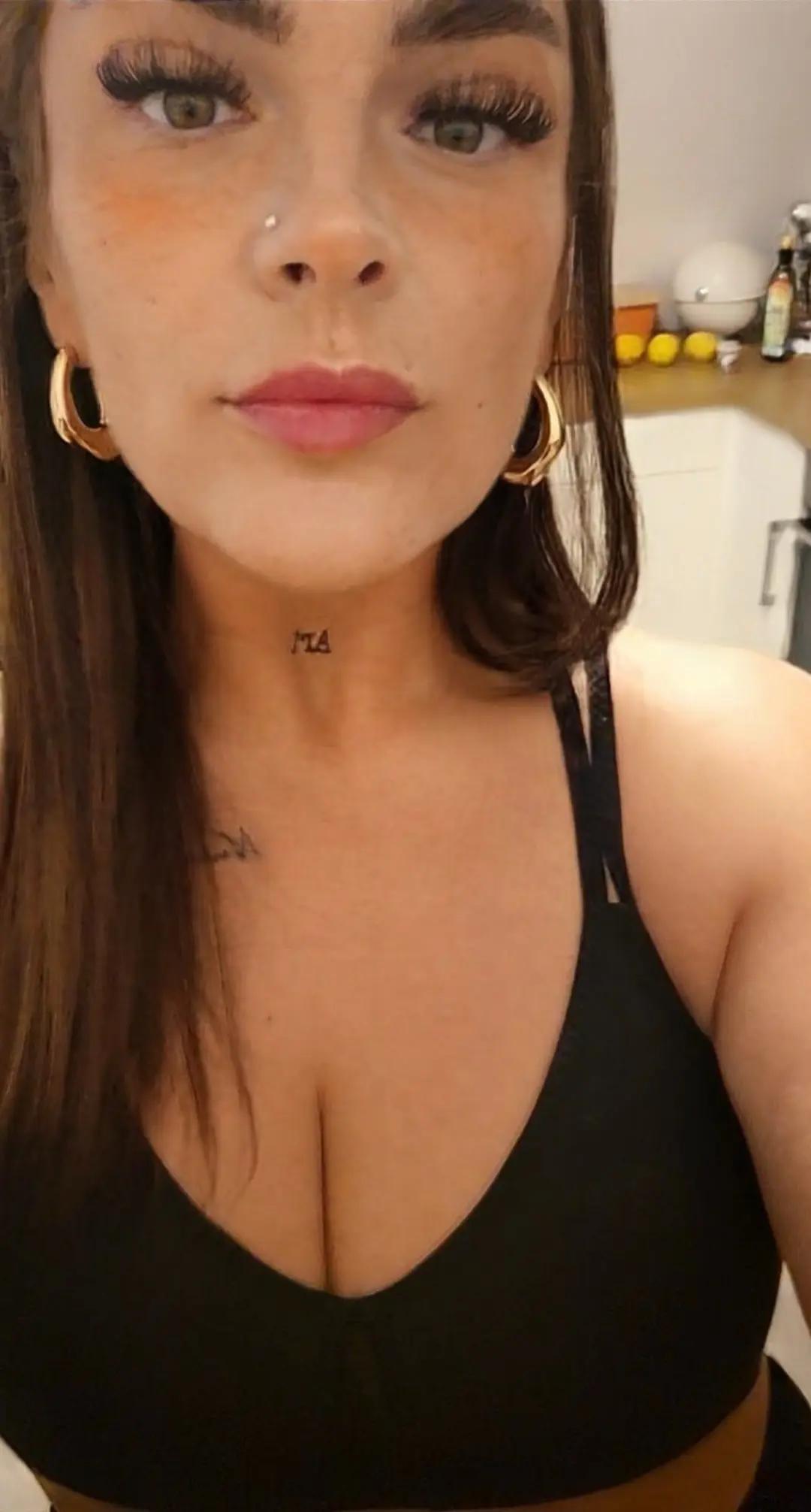 @Mo