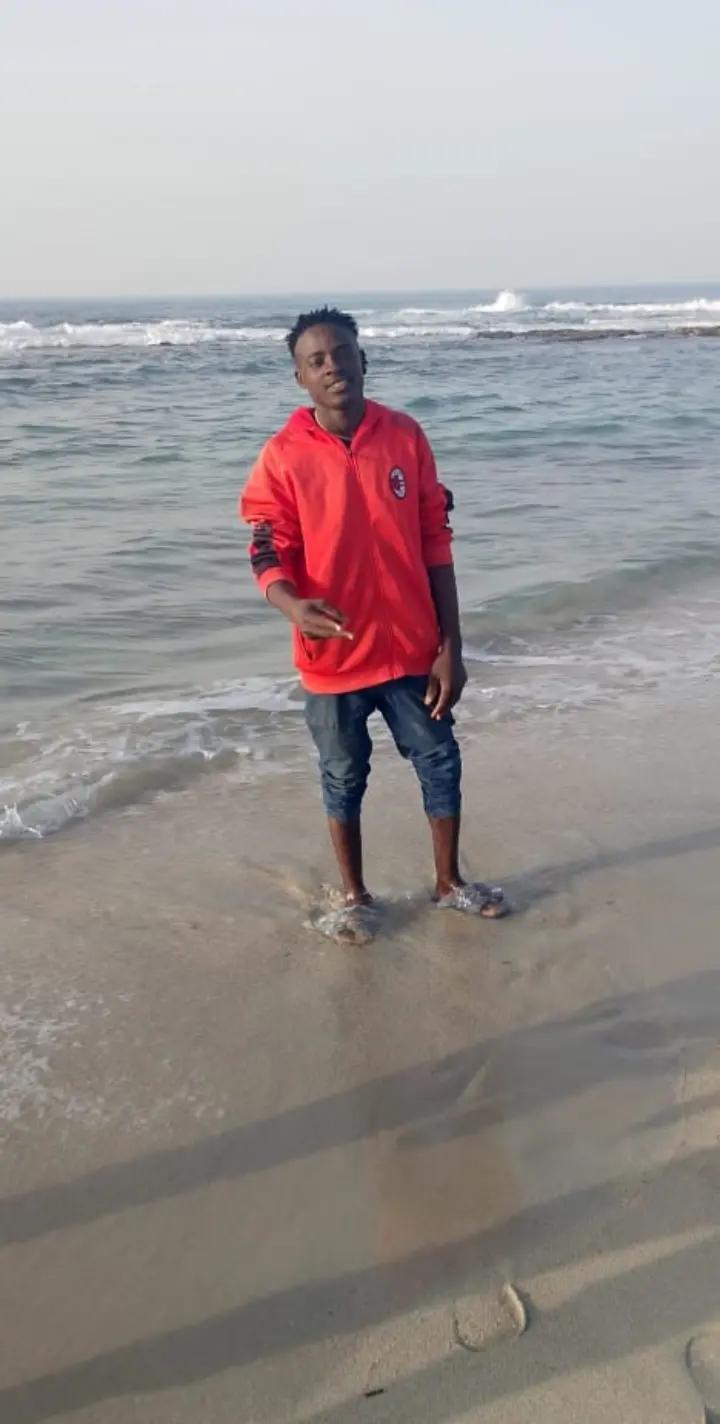 @lawali0945139516