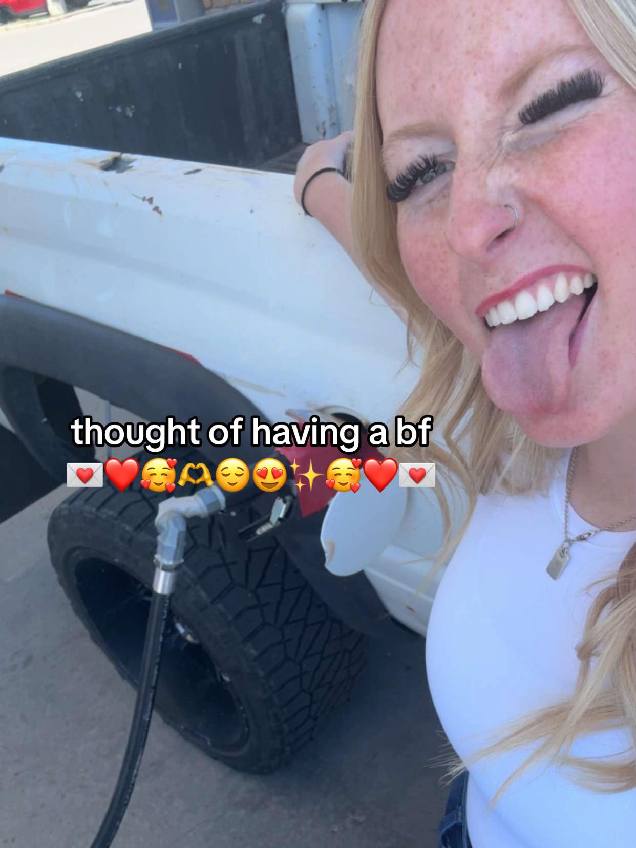 @️🦖🙇🏼&zwj;♀️💦