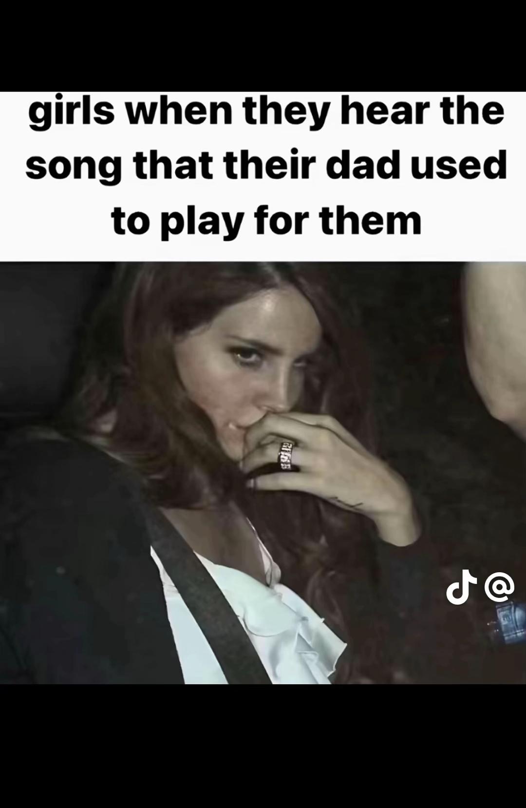 @𝐴𝑙𝑖𝑠𝑠𝑖𝑎 𝐵𝑟𝑎𝑐𝑘𝑒