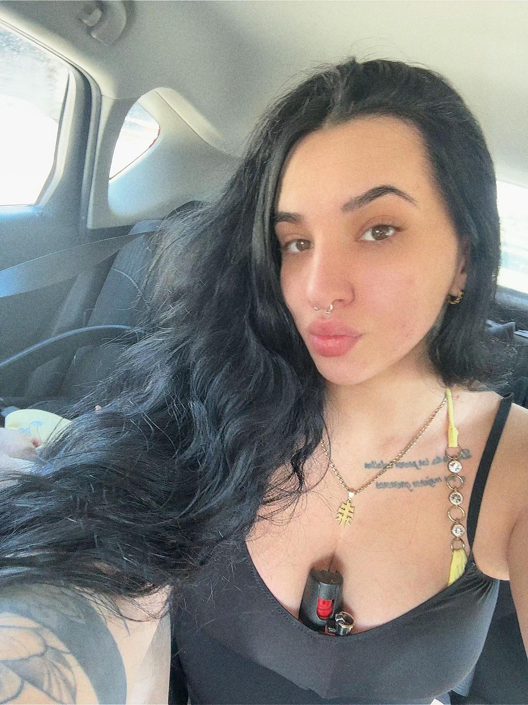 @𝕲𝖌 𝖇𝖗𝖆𝖙𝖟✨💋