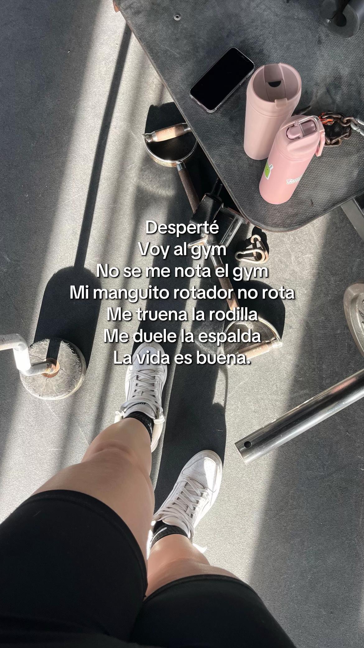 @VICTORIA ELÍAS
