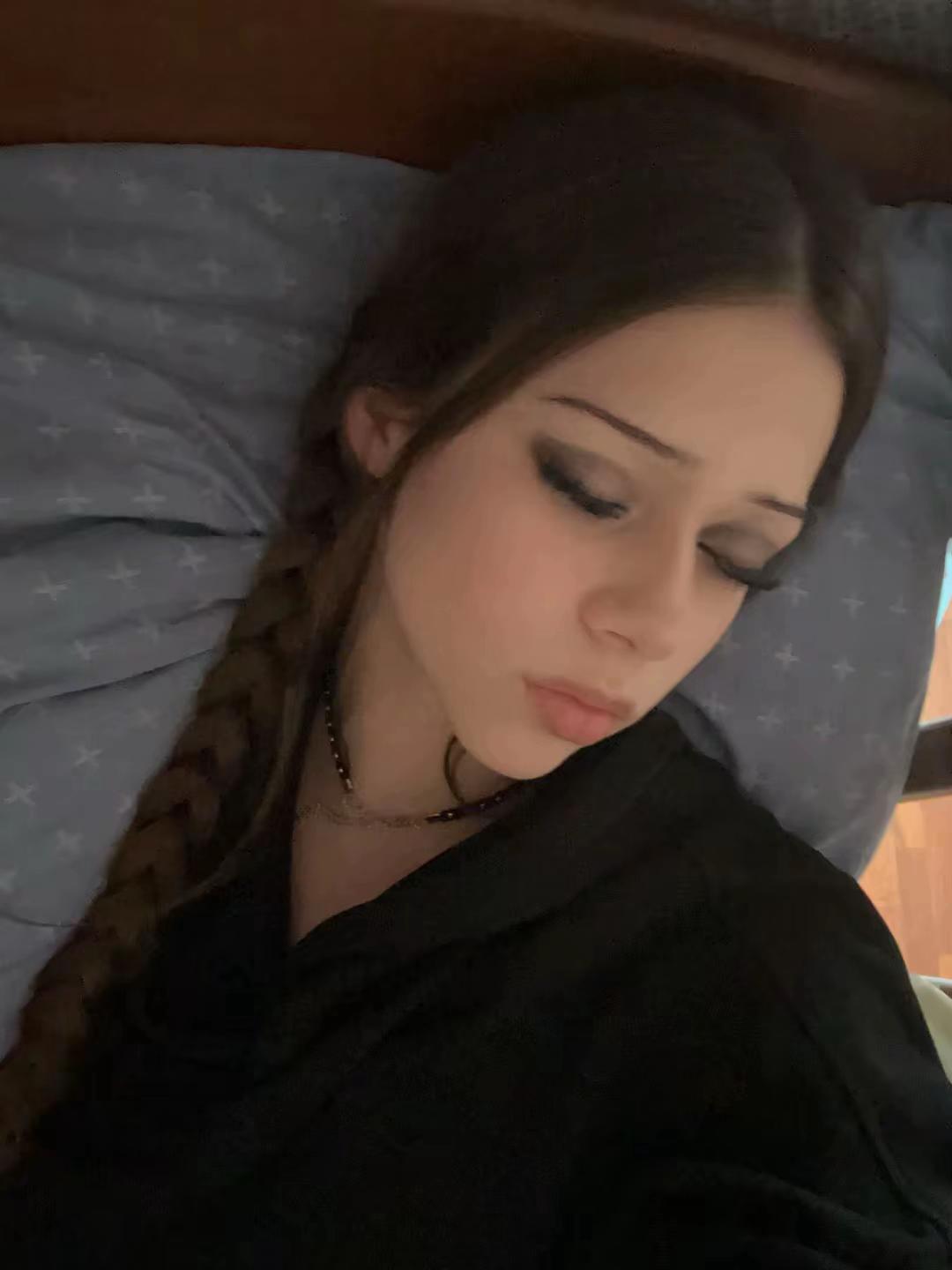 @LISSKISSYOU
