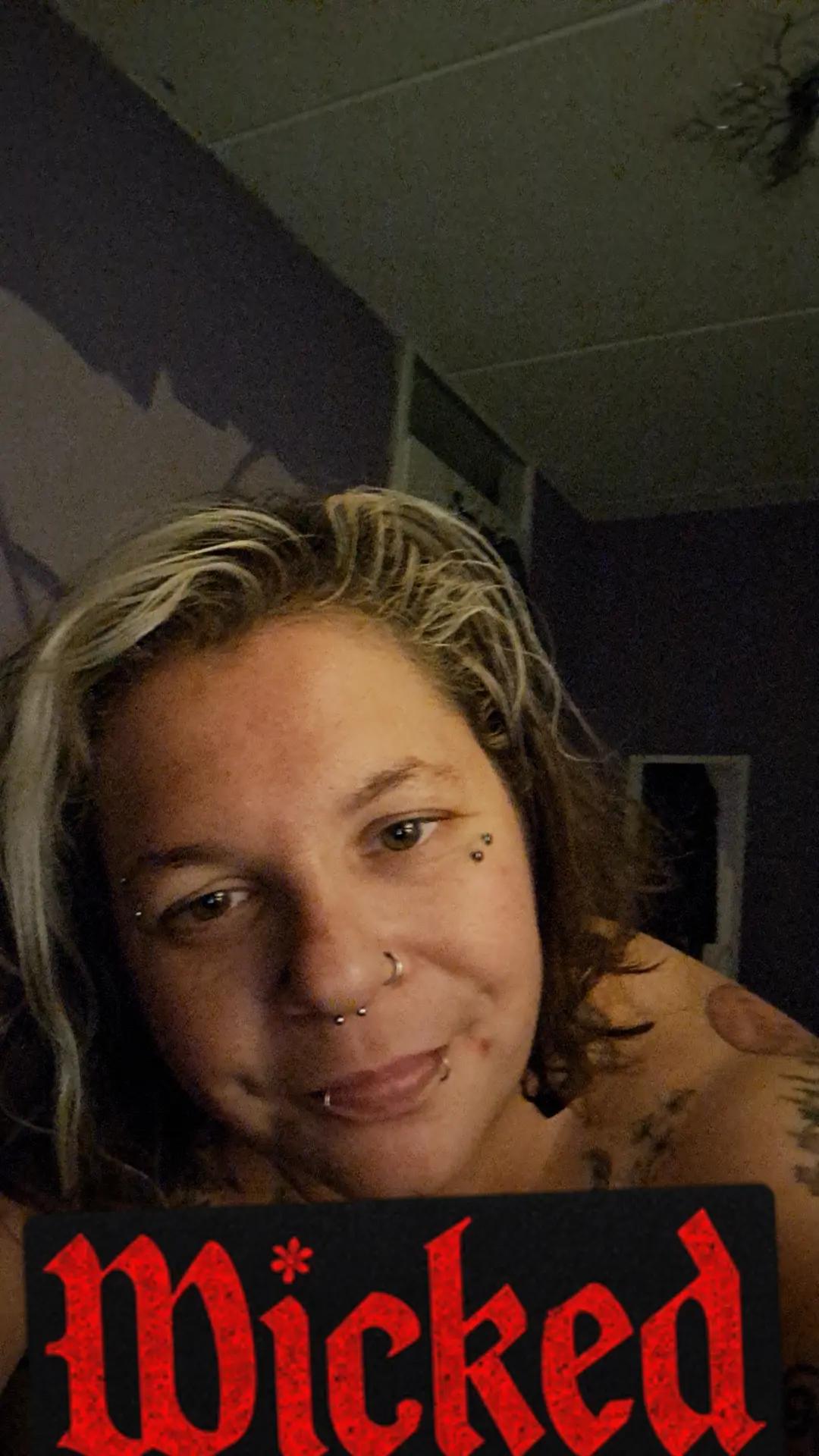 @ariana_queen_of_darkness