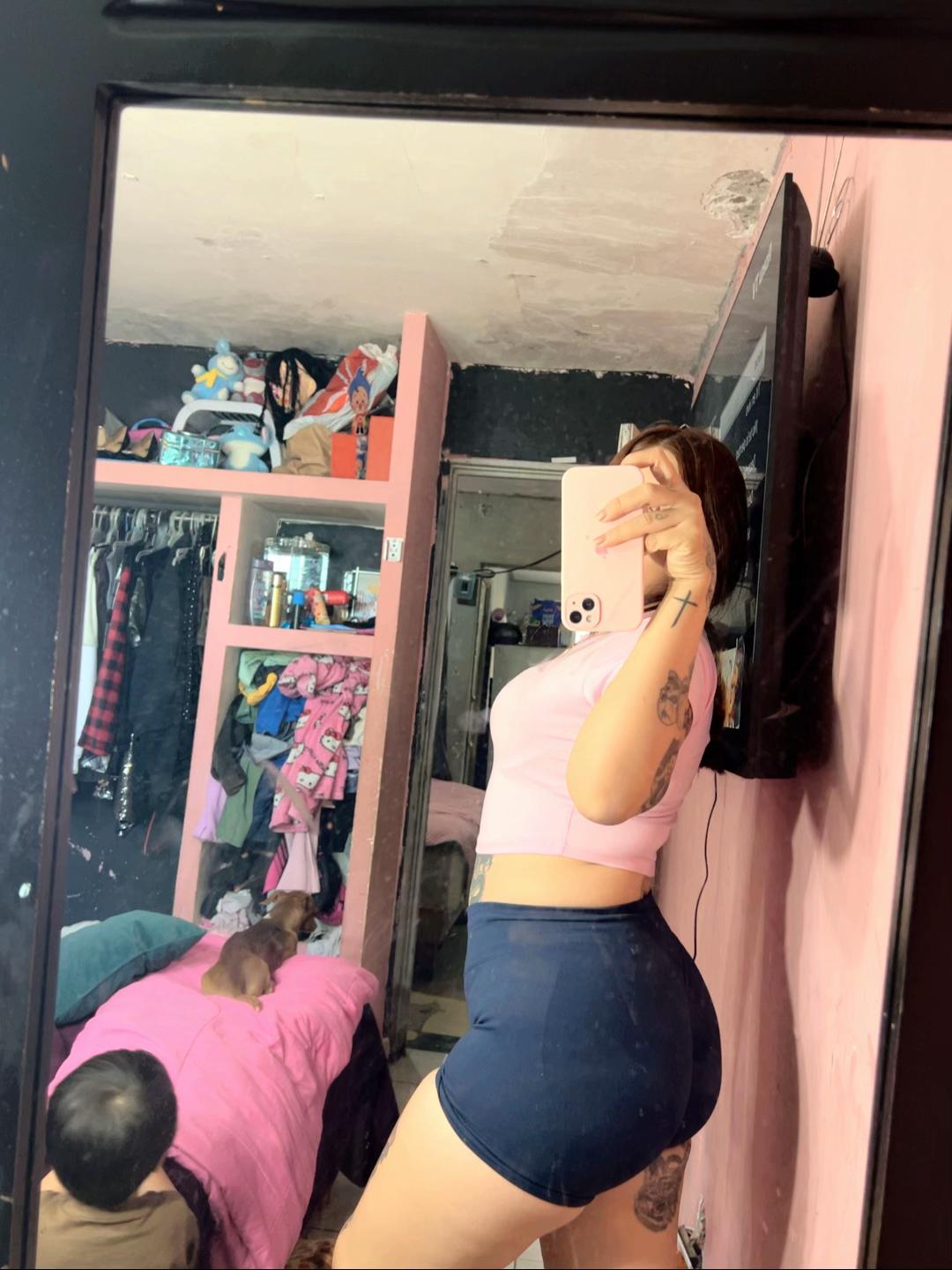 @_mitzy_