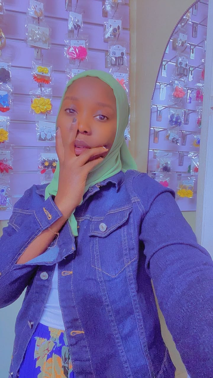 @🥀sophy 🌷 love ☘️