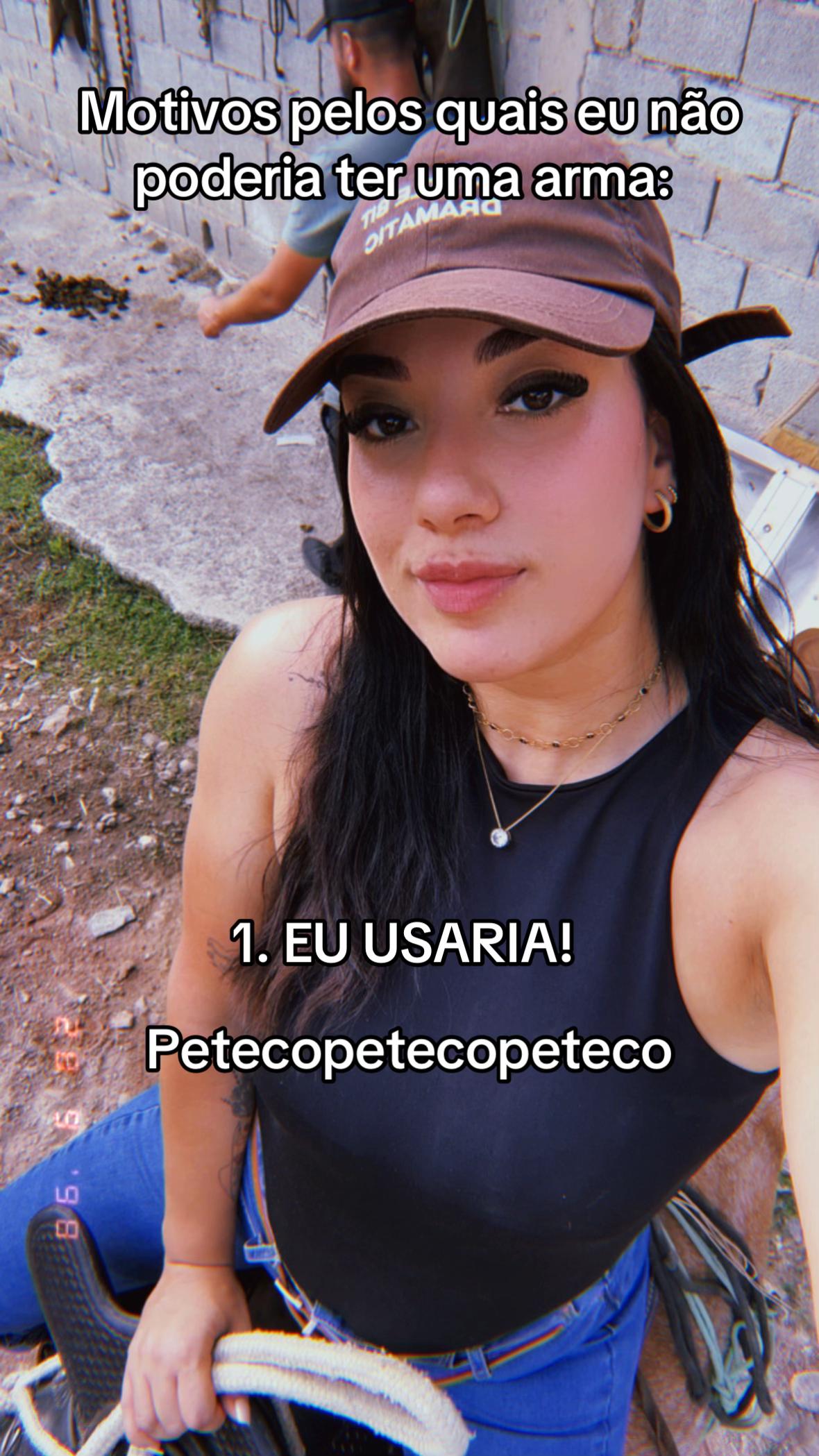 @Ana Carolina