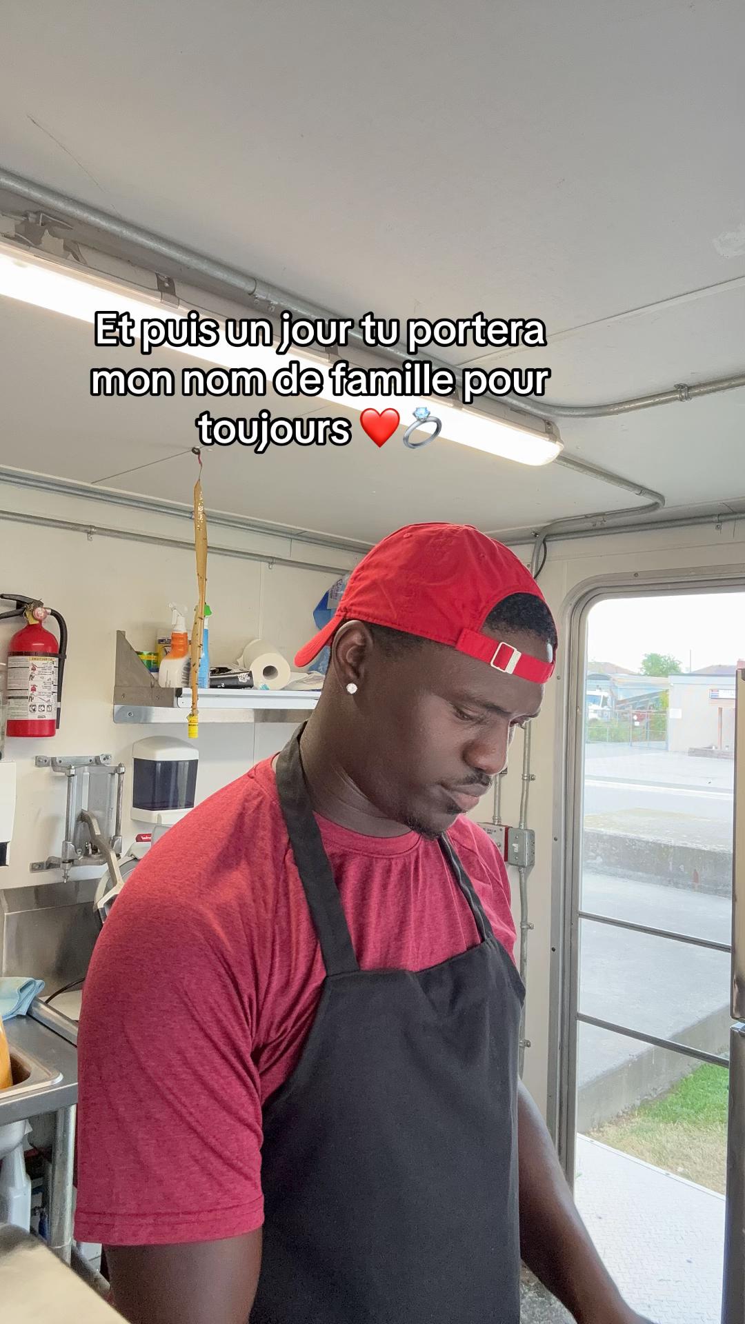@𝕷𝖎𝖔𝖓𝖊𝖑 🤍