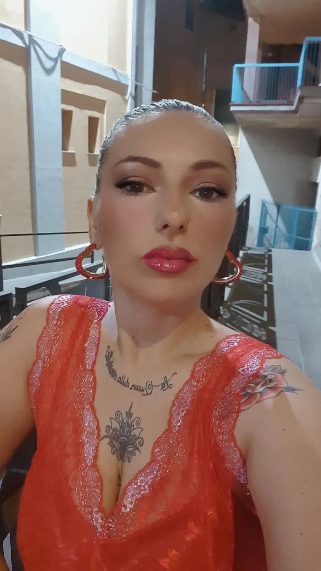 @Ɩą զųɛɛŋ ɖɛƖƖą ۷ɛŋɖɛɬɬą 👑🖤🔥