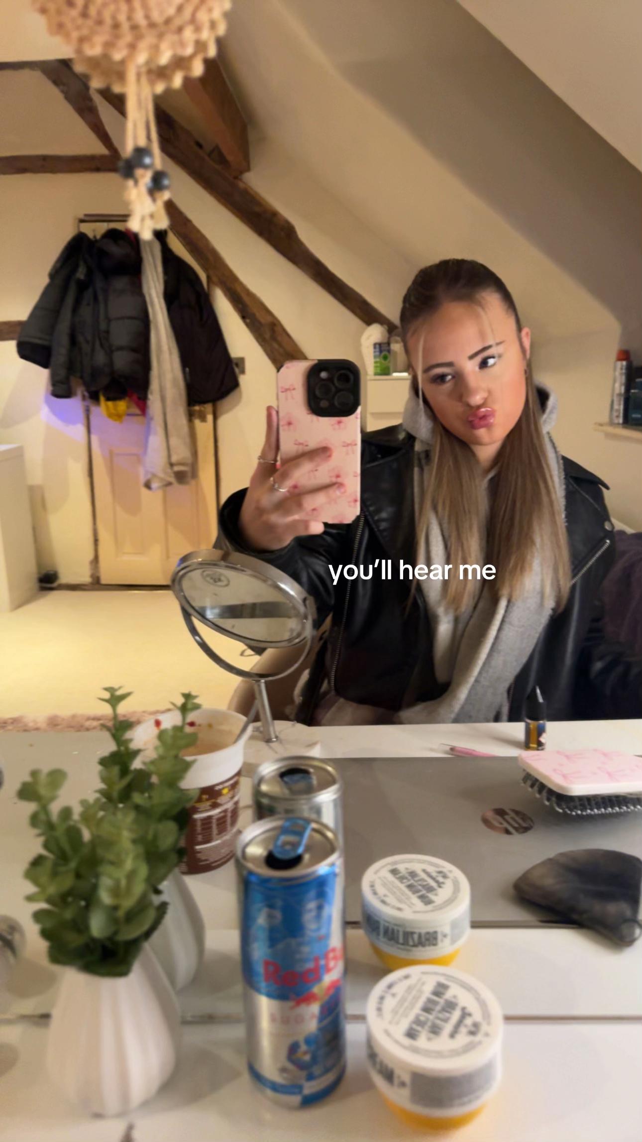 @𝐥𝐢𝐯❦