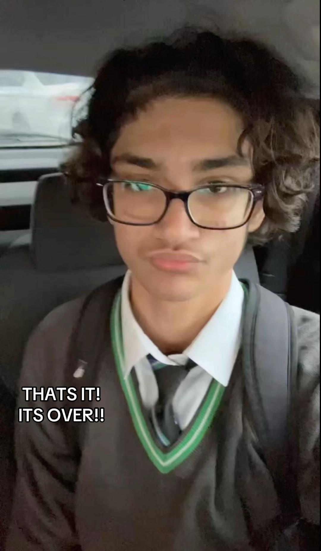 @𓆗