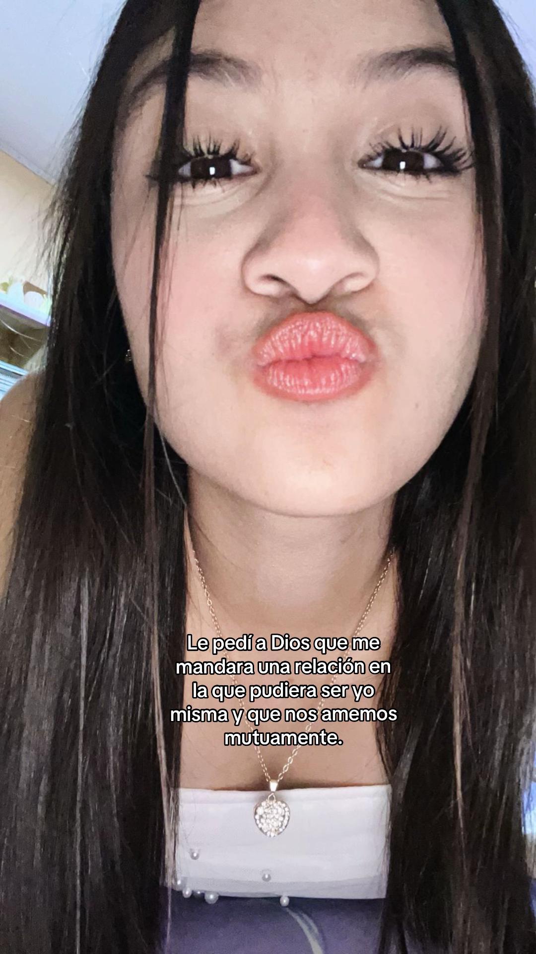 @_anahiigonzaf