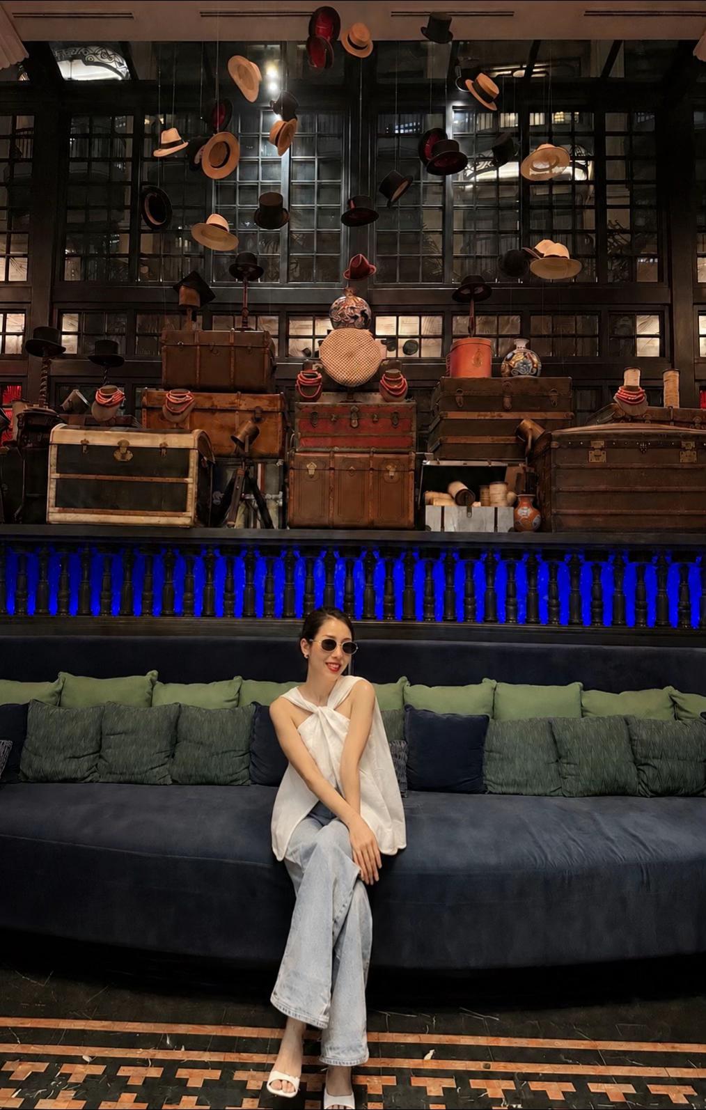 @C&ocirc; M&acirc;y H&agrave; Nội