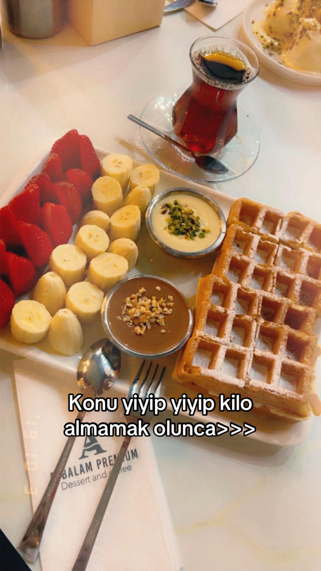 @ℰ𝓁𝒾𝓏