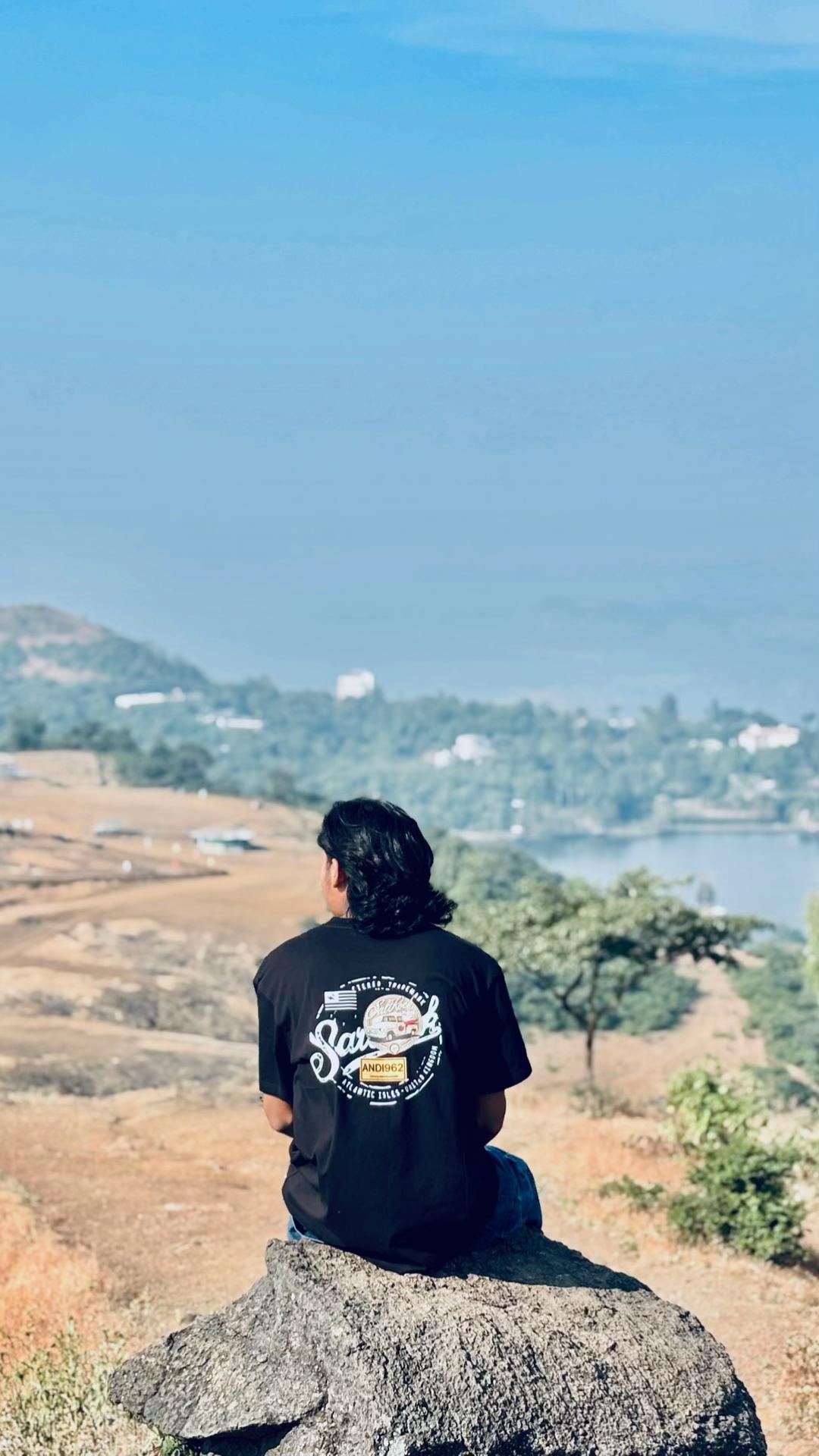@️RoHiT 🧿💗