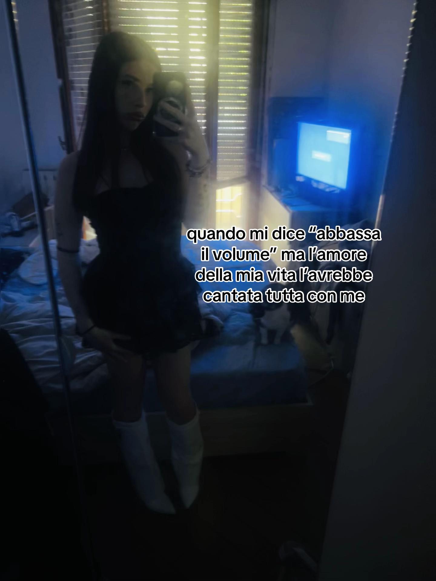 @𝟐𝟑