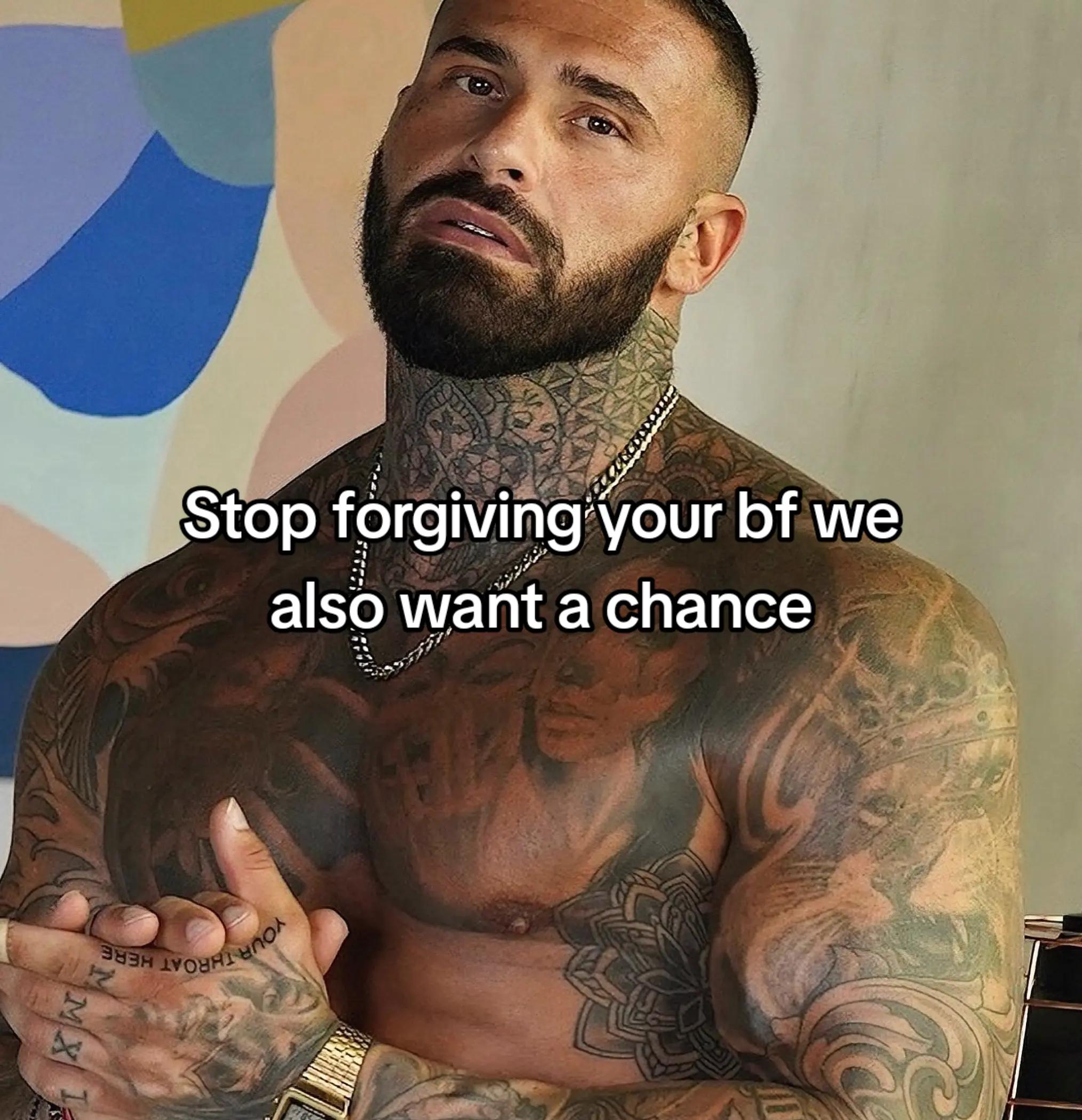 @Chris 😇 Mr Iconic 😈