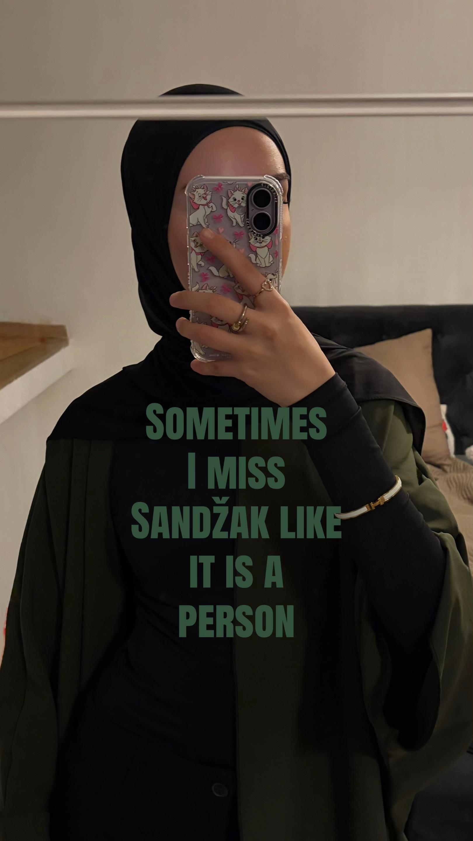 @⚜️