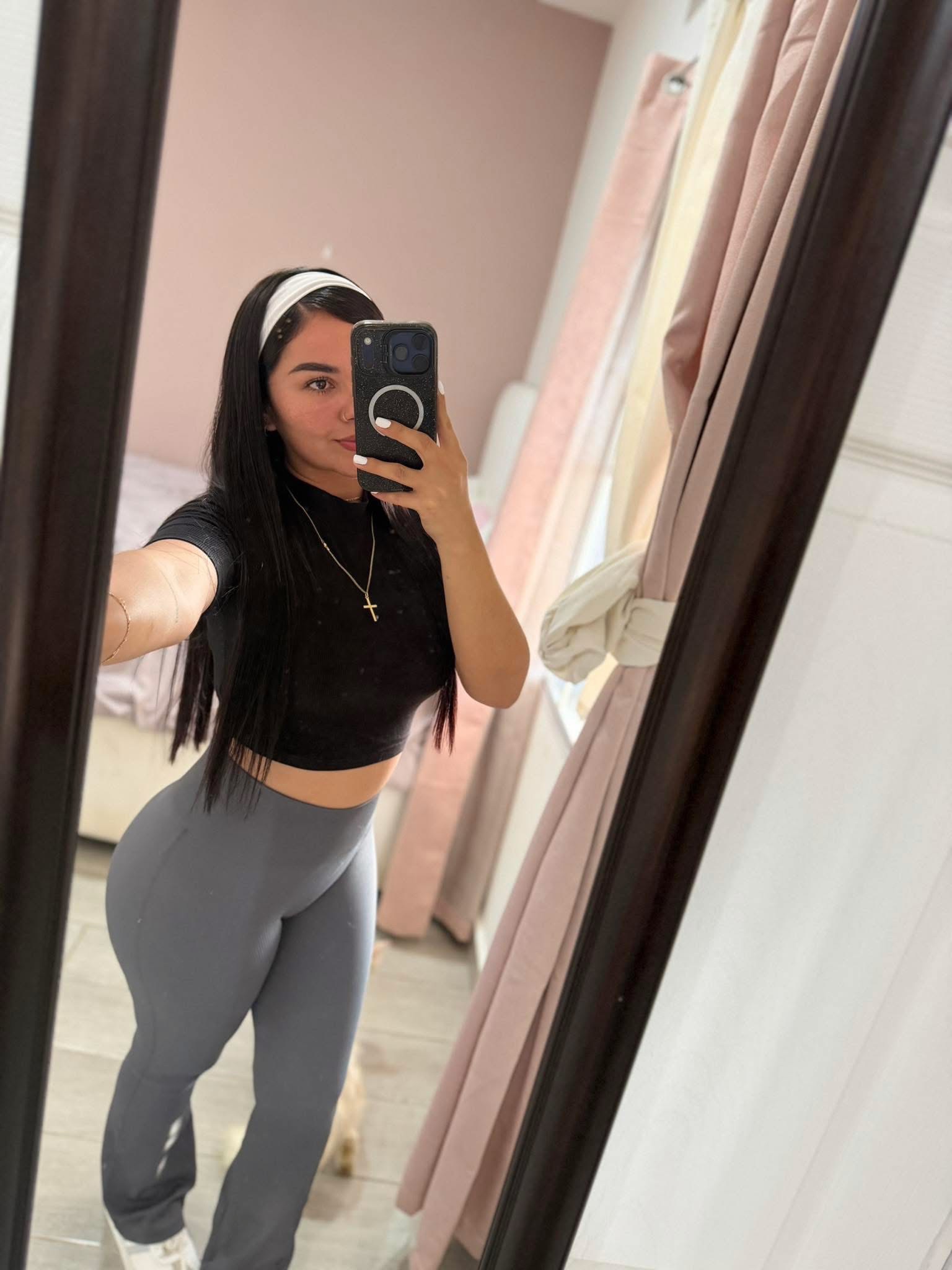@Salvadoreña de Corazón