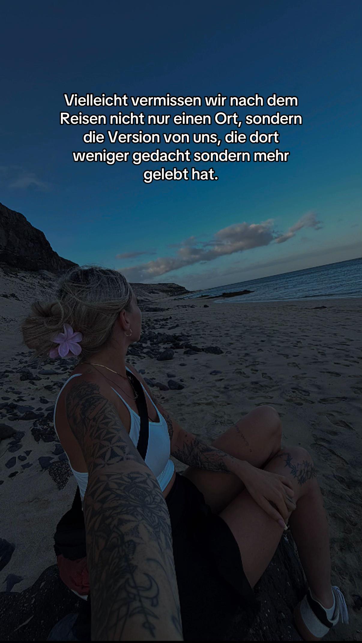 @𝑬𝒍𝒊𝒔𝒂 🖤