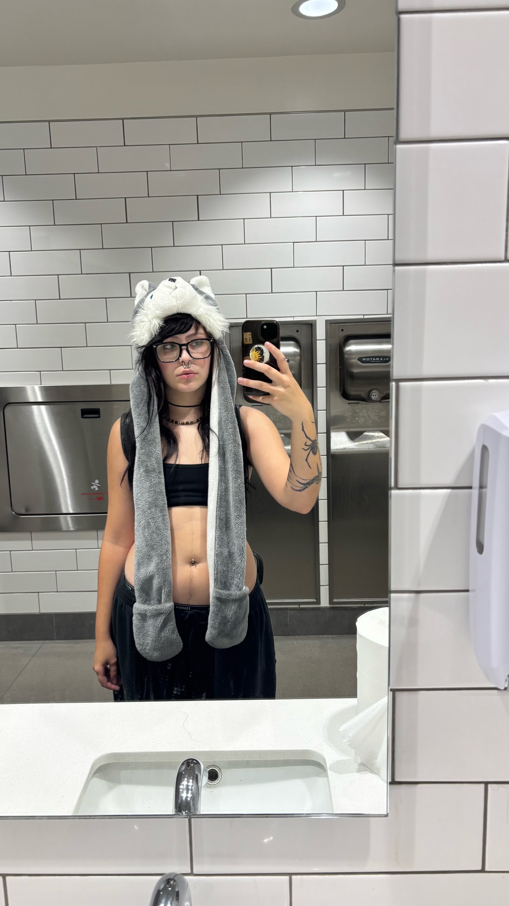 @aja 🧟♀️