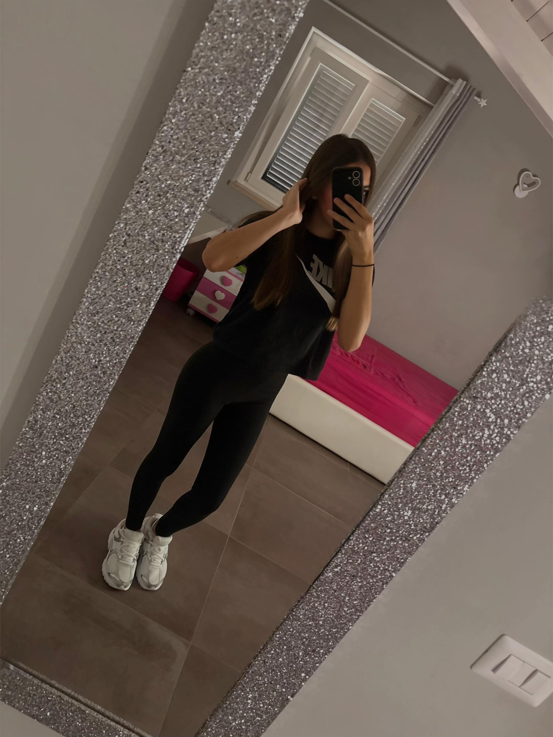 @𝓰𝓲𝓷𝓮𝓿𝓻𝓪