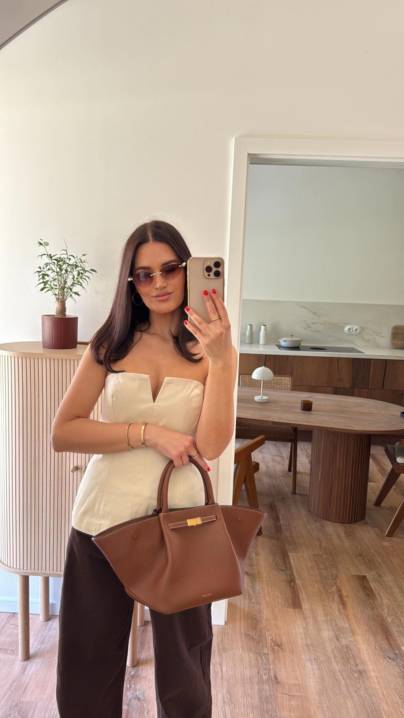 @jacqueline.bikmaz