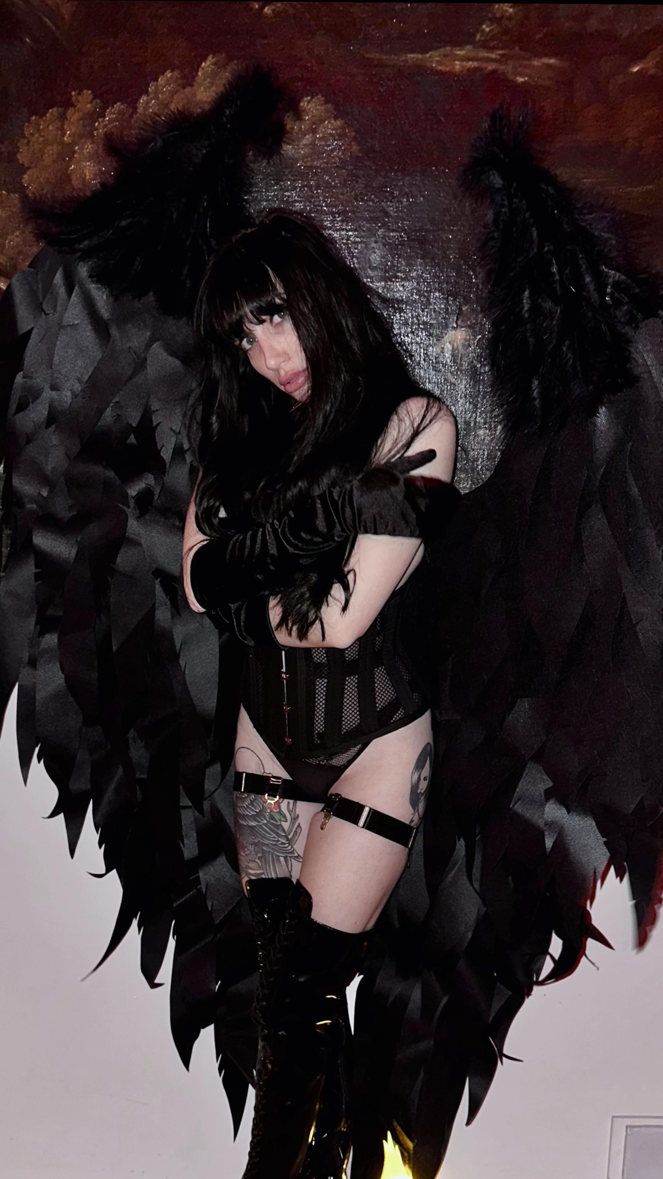 @polly_firefly