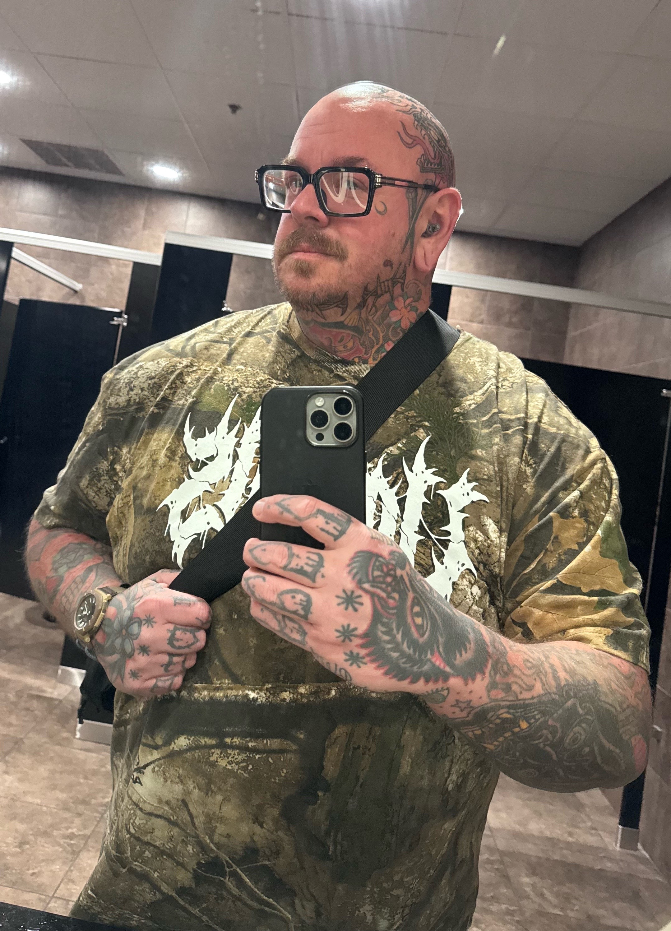 @⛓️𝕳𝖊𝖒𝖎⛓️