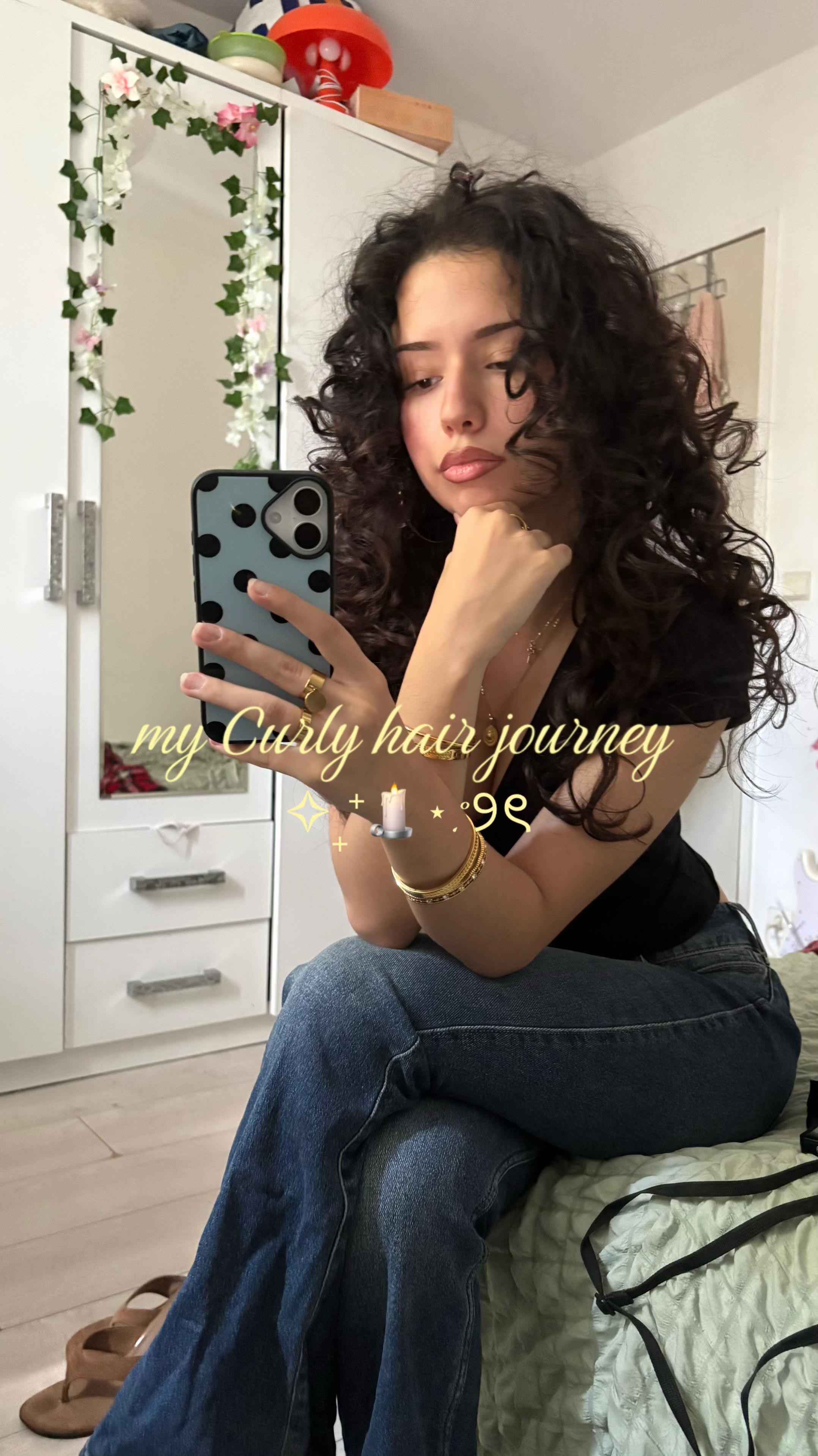 @𝒜 ⊹ ࣪ ˖ ໒꒱