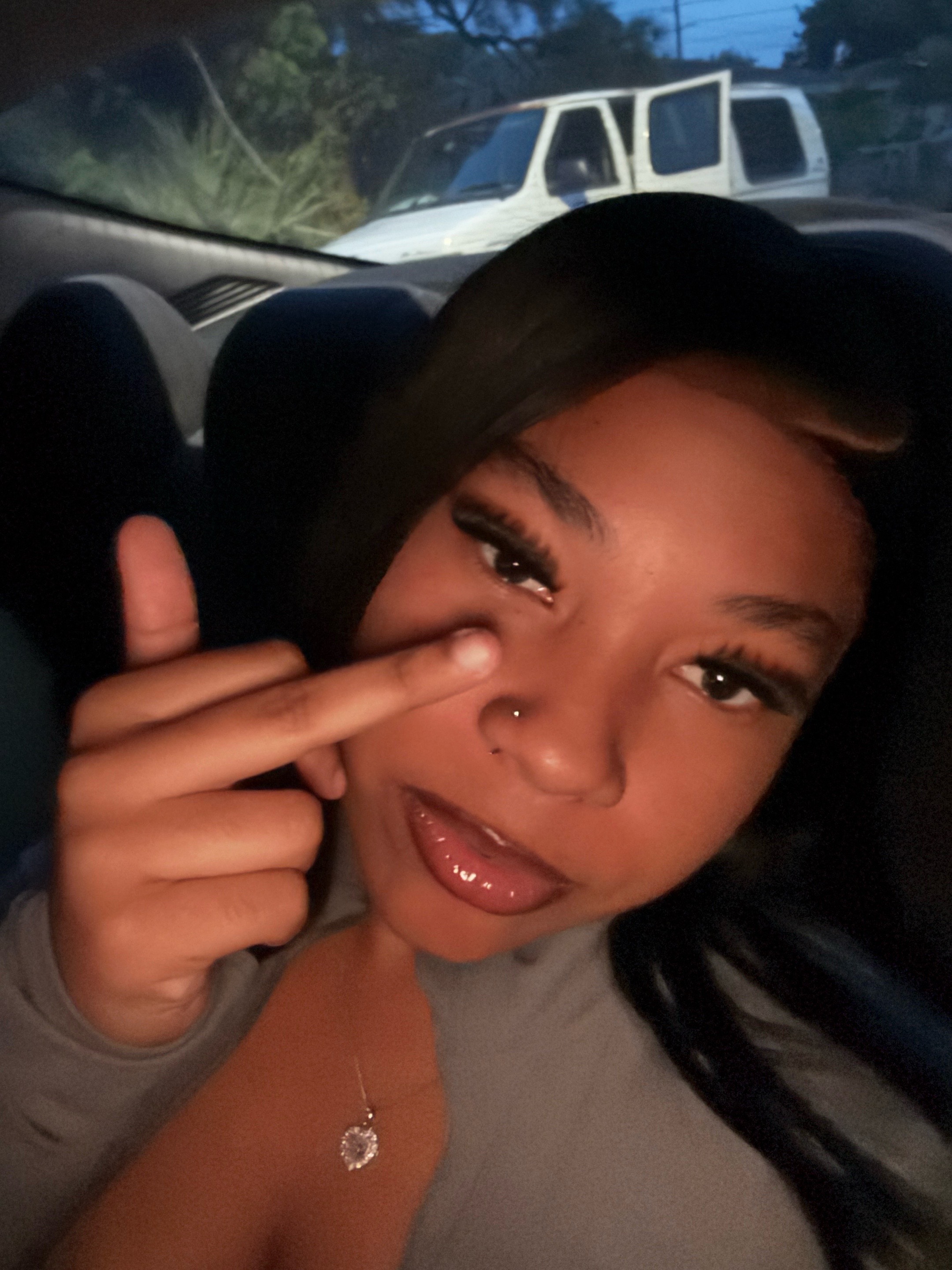 @dailyfeelofkb_