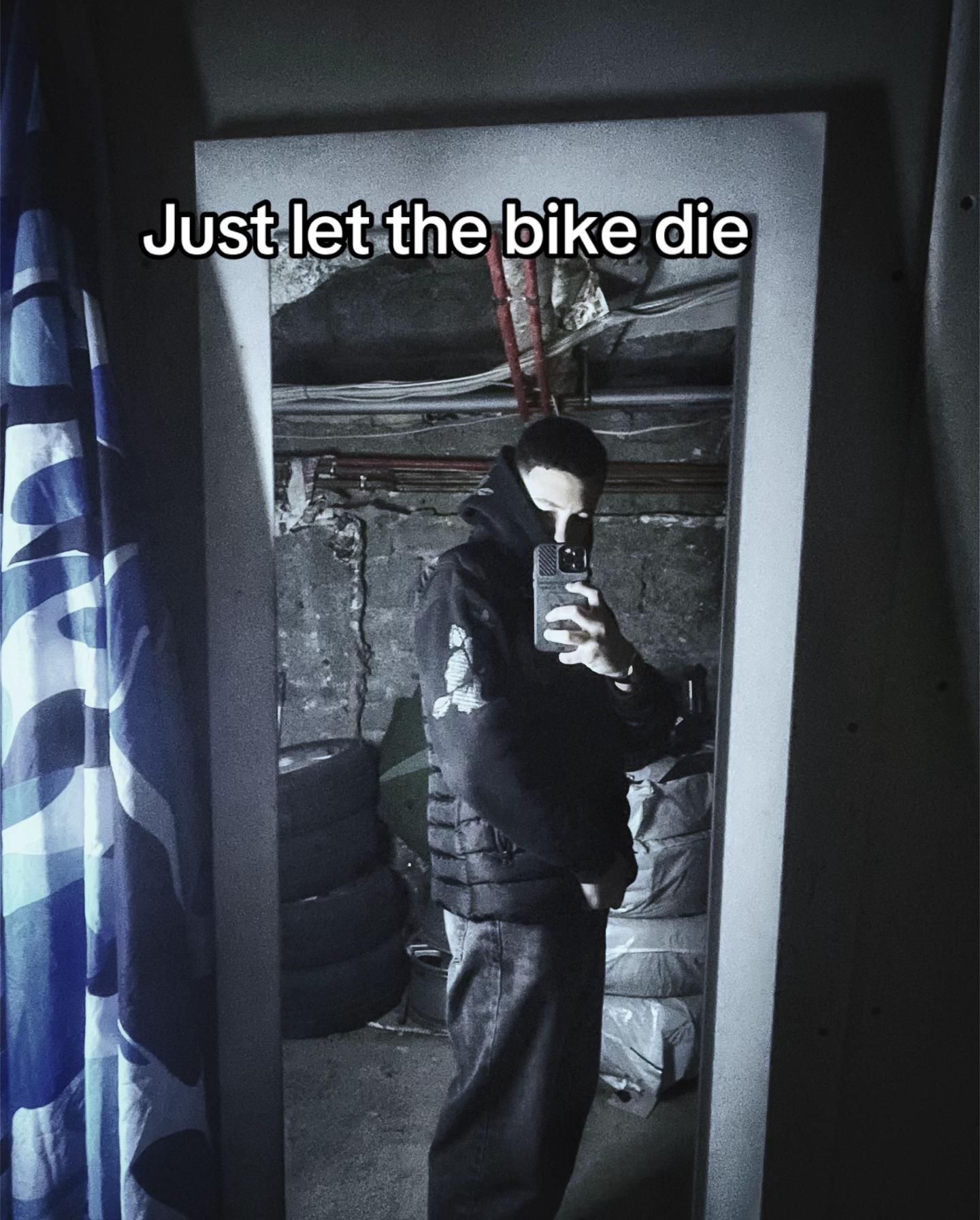 @𝐂𝐚𝐥𝐥 𝐌𝐞 𝐓𝐨𝐧𝐢