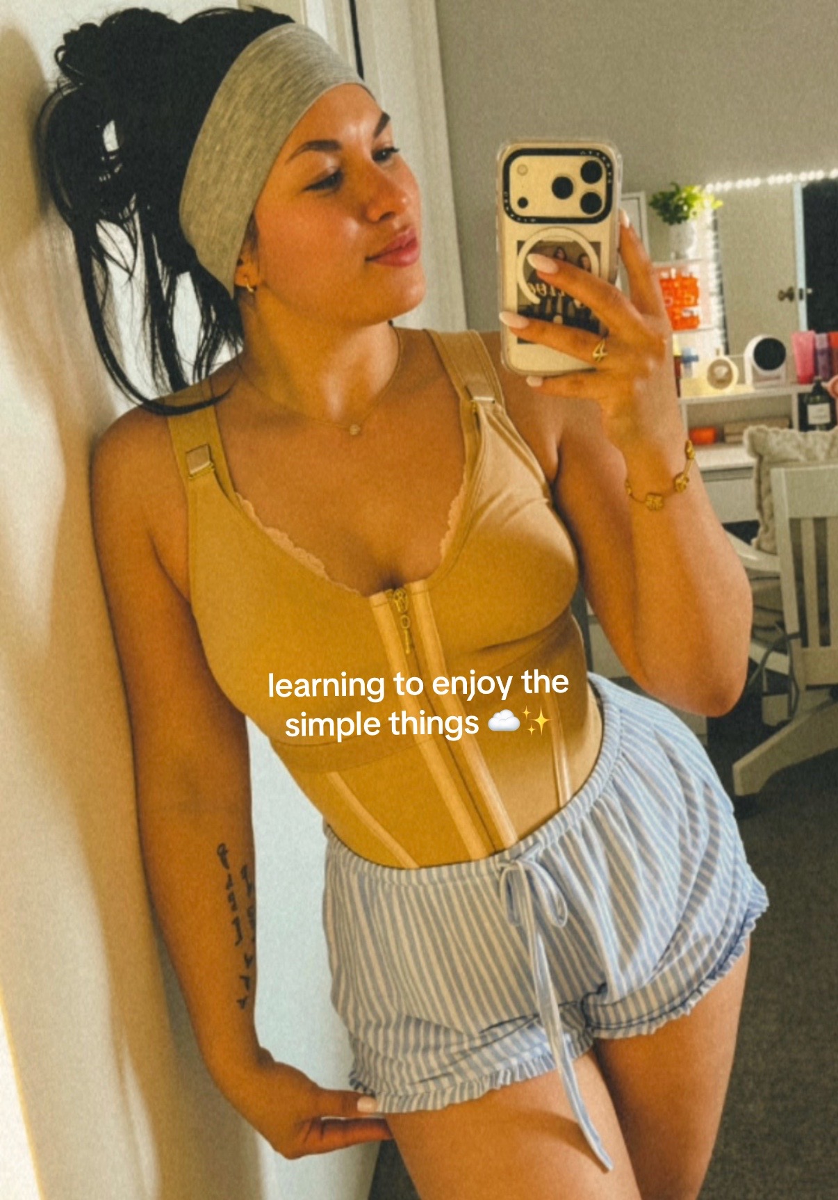 @🔜✨ROSI 🍯🌻
